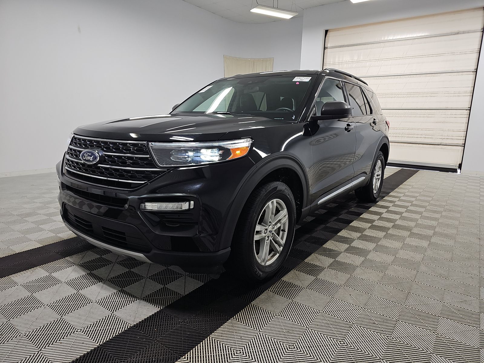 2022 Ford Explorer XLT AWD