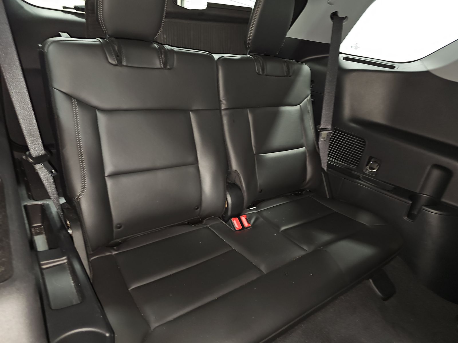 2022 Ford Explorer XLT AWD