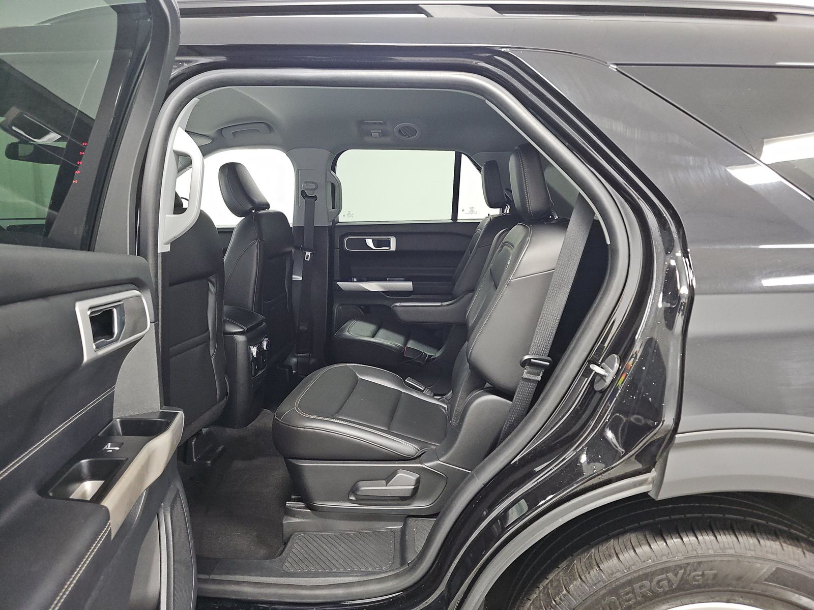 2022 Ford Explorer XLT AWD