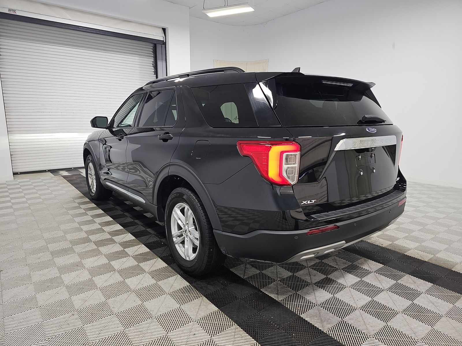 2022 Ford Explorer XLT AWD