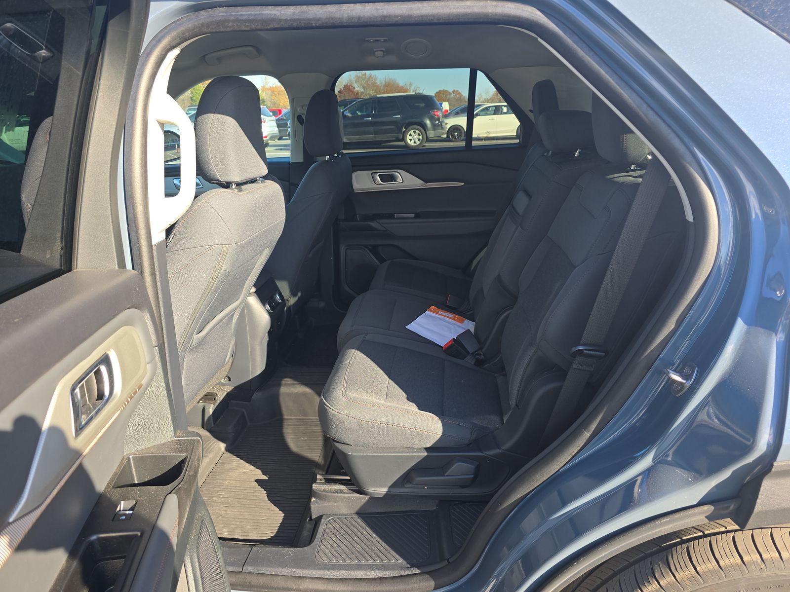 2025 Ford Explorer Active AWD