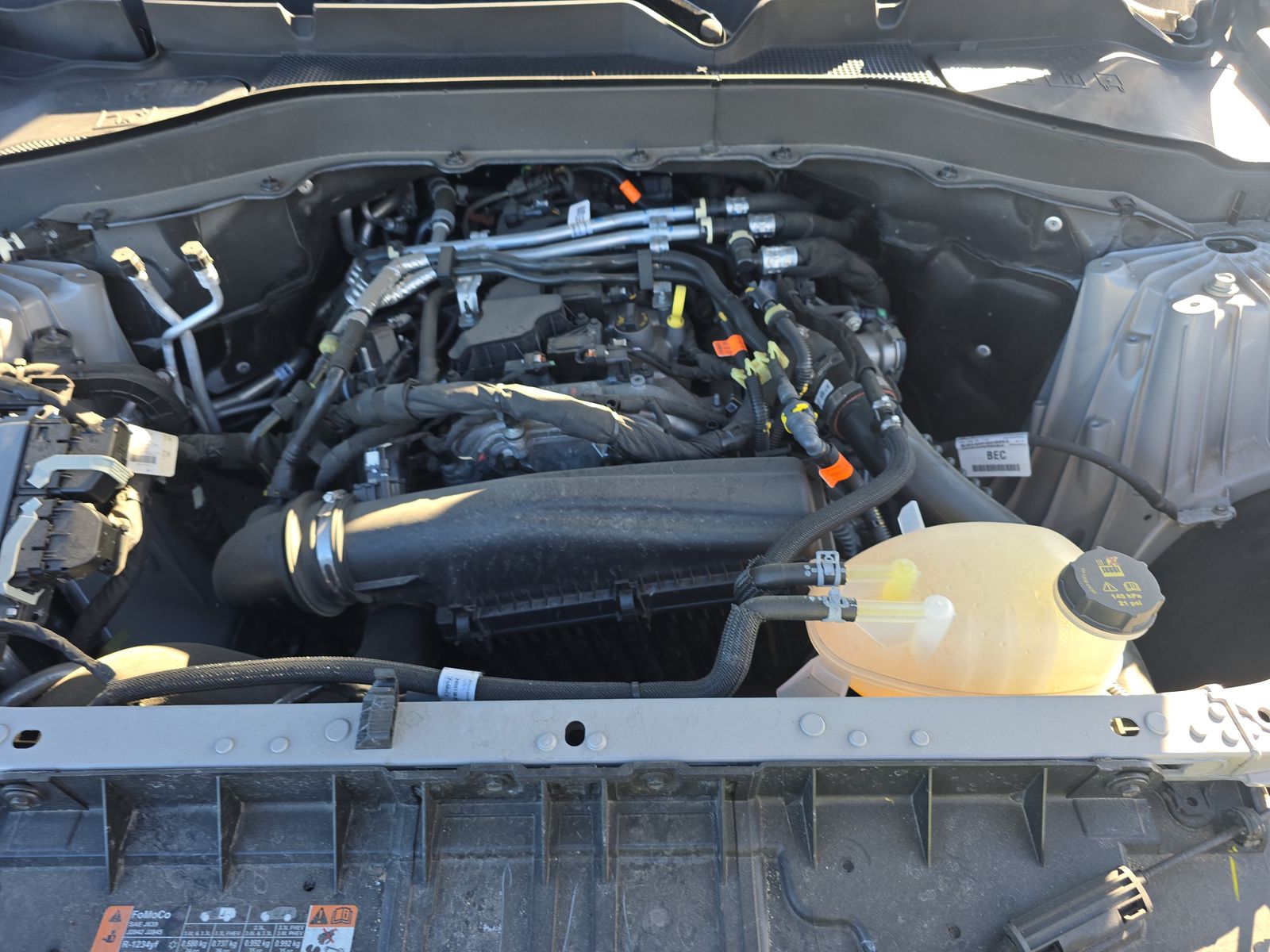 2025 Ford Explorer Active AWD