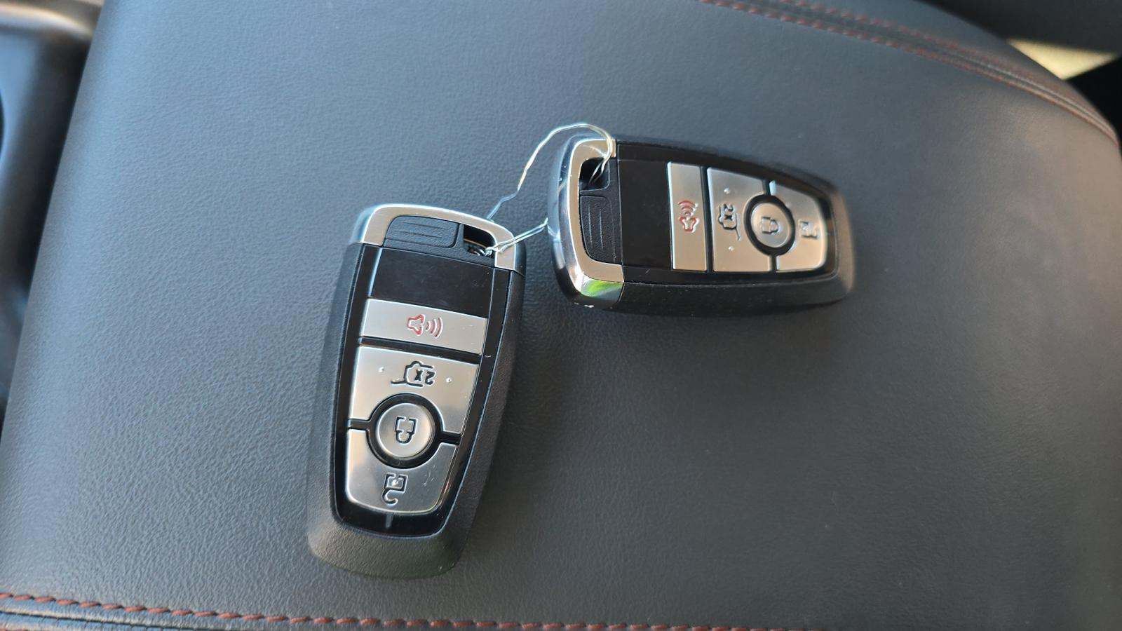 2025 Ford Explorer Active AWD