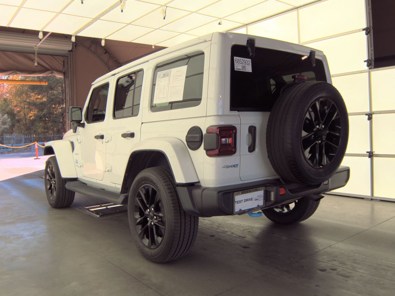 2022 Jeep Wrangler Unlimited 4xe Sahara AWD