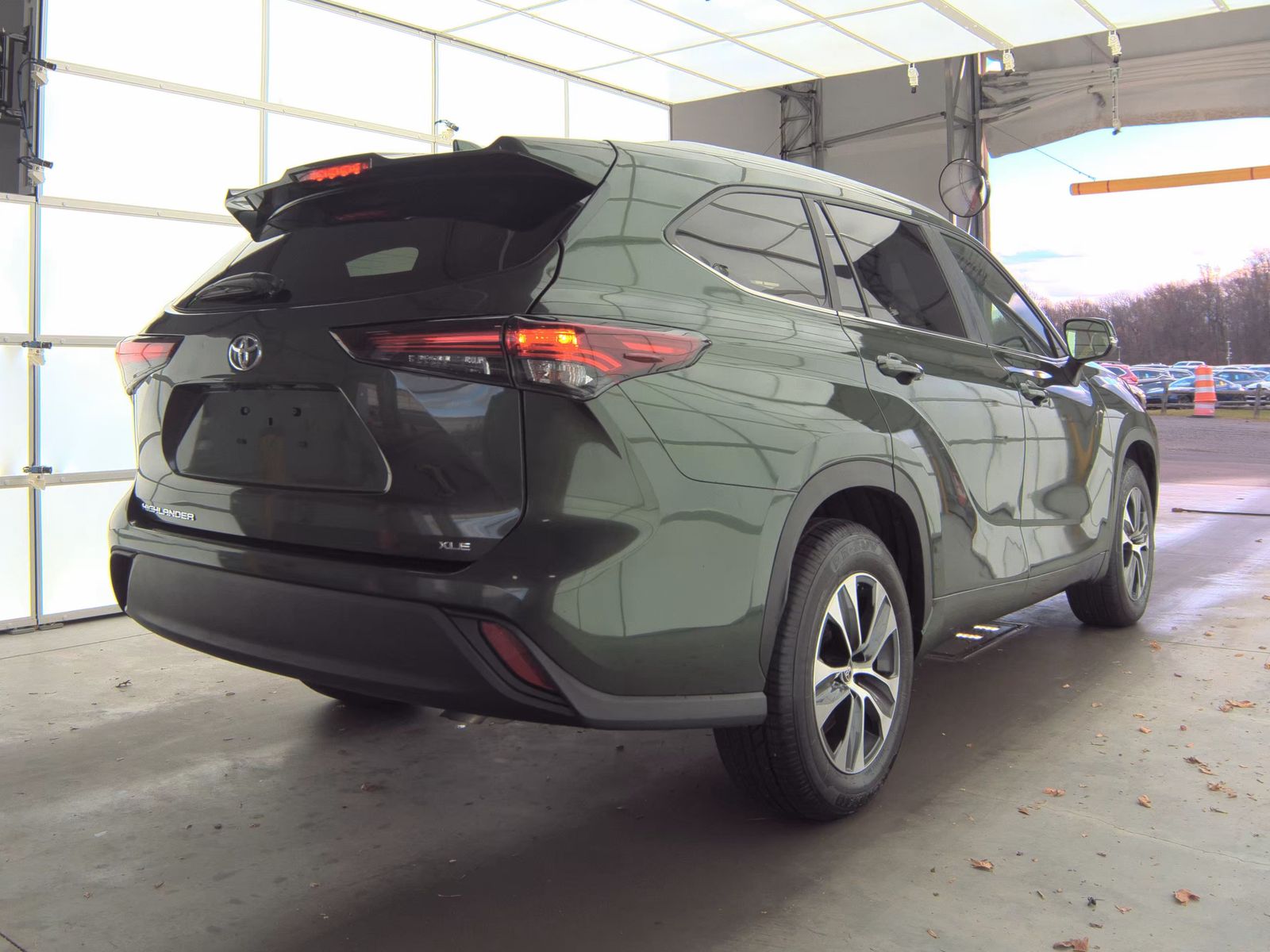 2024 Toyota Highlander XLE FWD