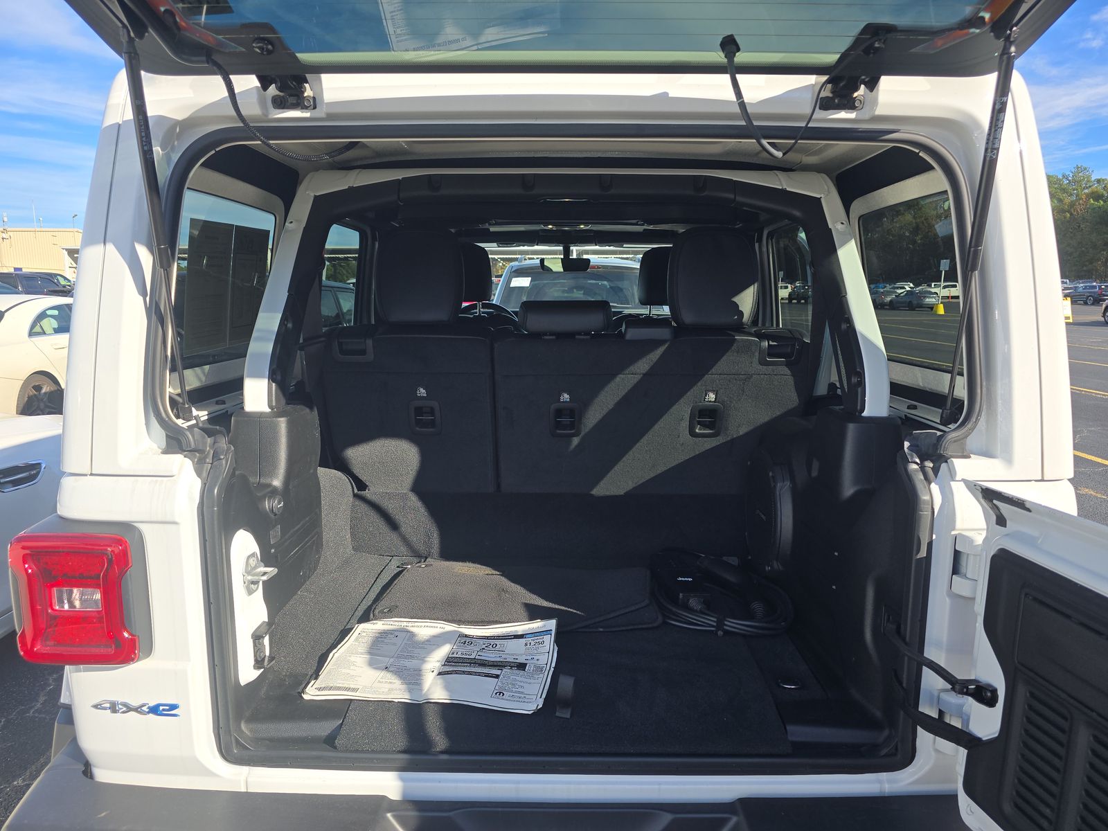 2022 Jeep Wrangler Unlimited 4xe Sahara AWD