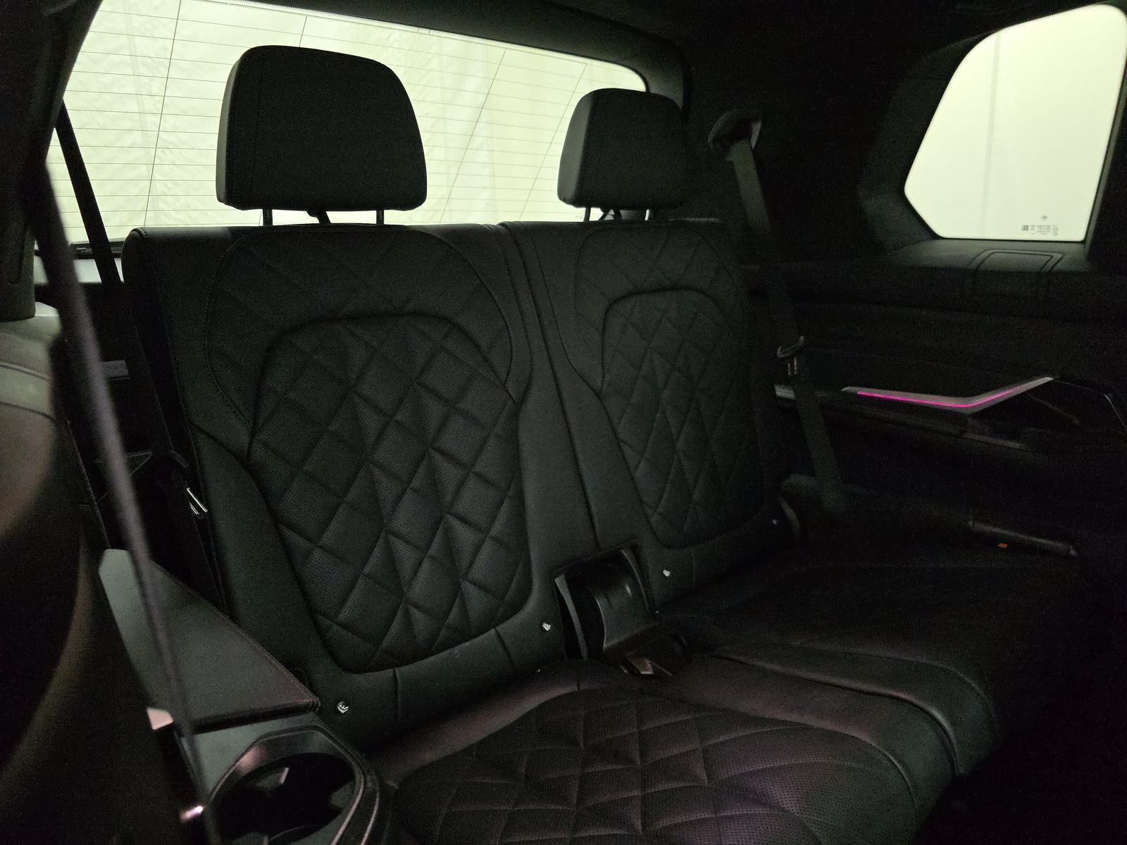 2023 BMW X7 xDrive40i AWD