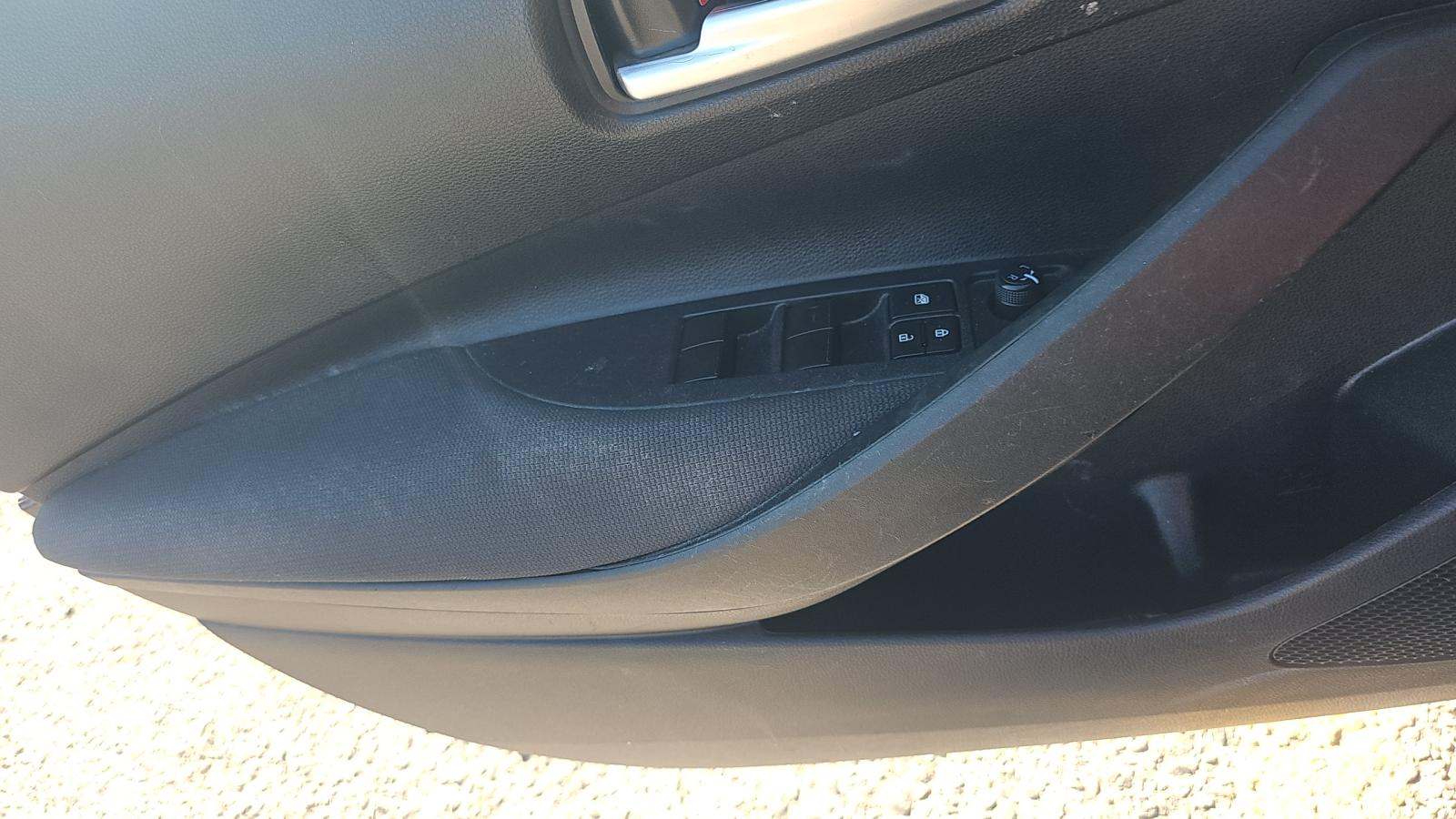 2020 Toyota Corolla LE FWD