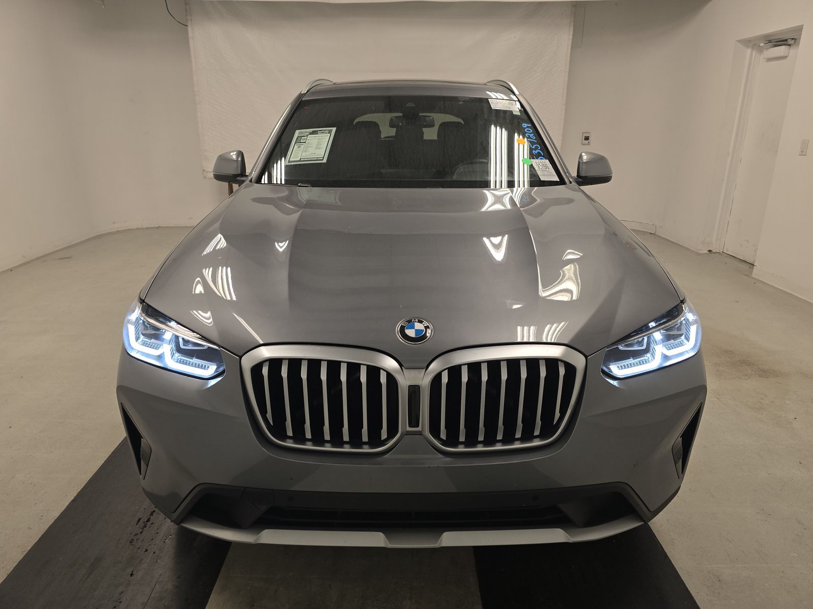2023 BMW X3 sDrive30i RWD
