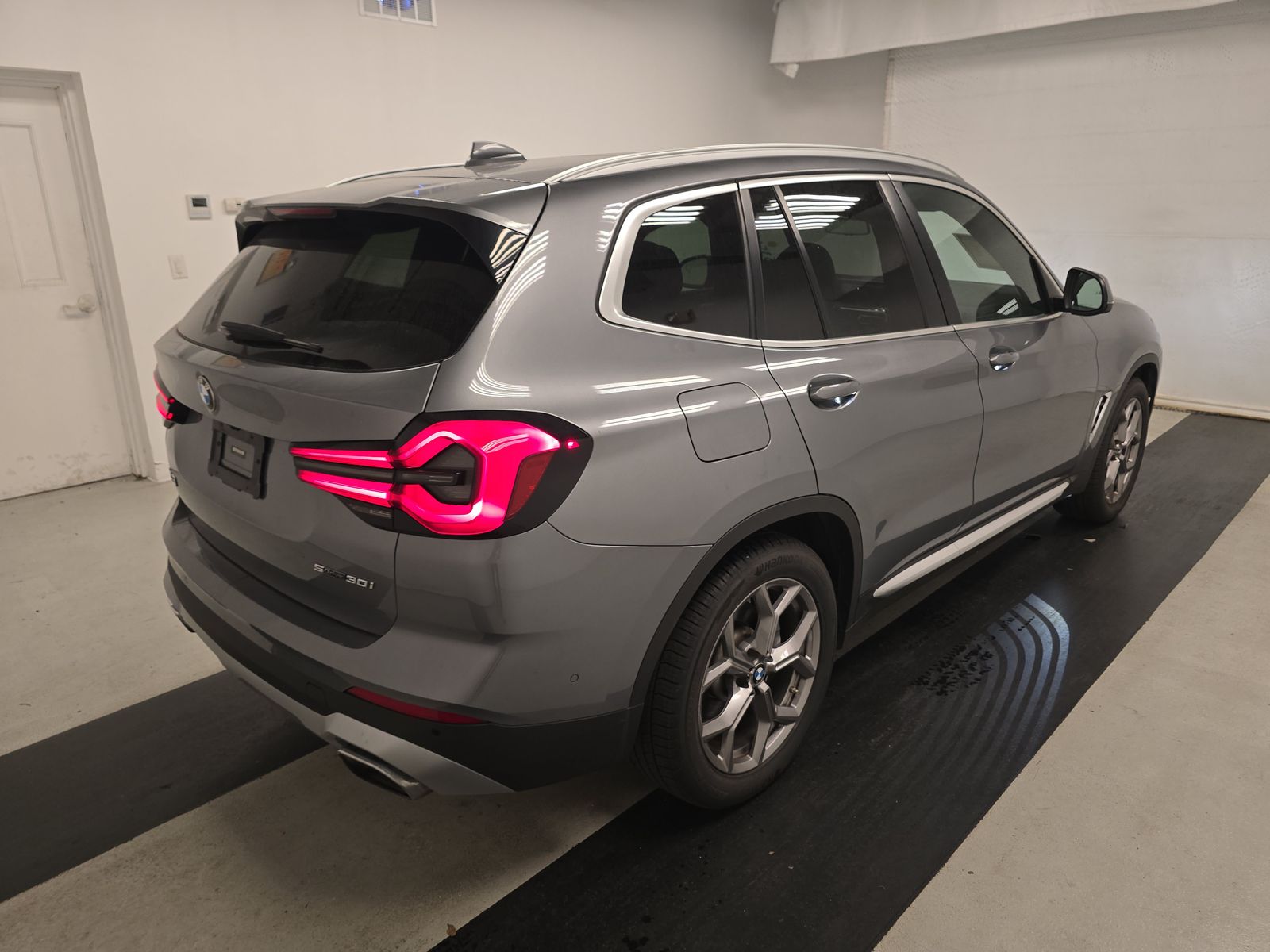 2023 BMW X3 sDrive30i RWD