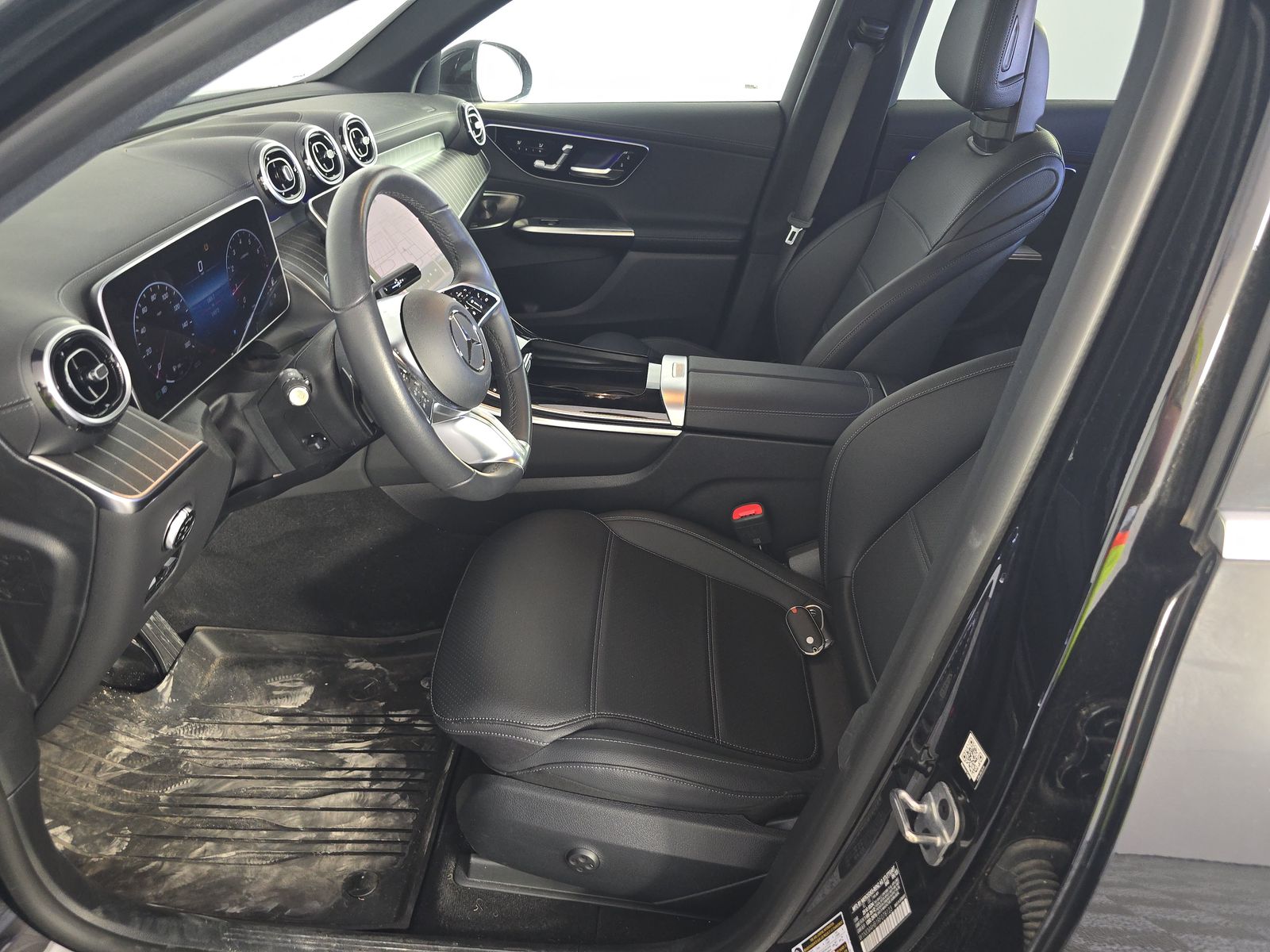 2024 Mercedes-Benz GLC GLC 300 AWD