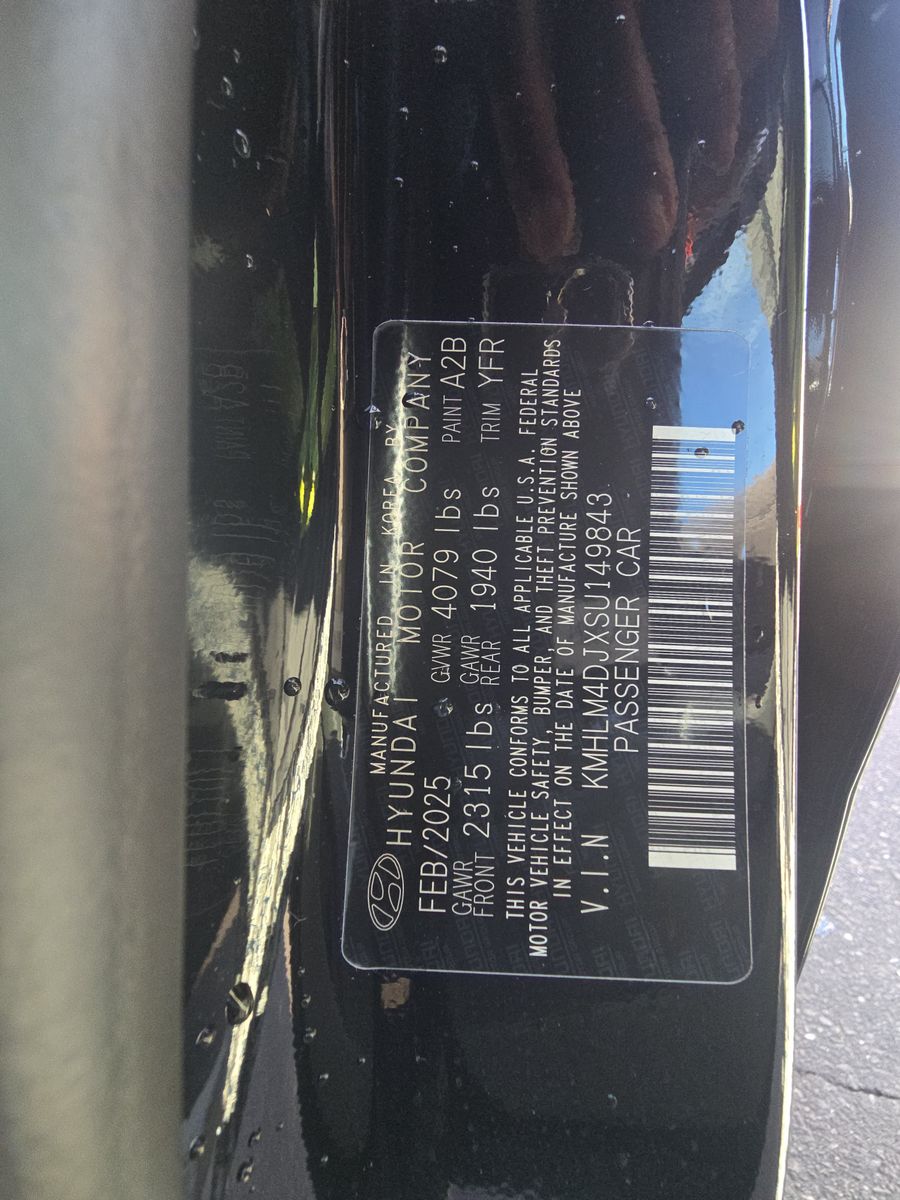 2025 Hyundai Elantra Hybrid SEL Sport FWD