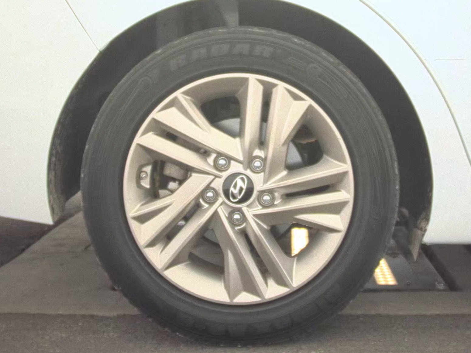 2019 Hyundai Elantra SEL FWD