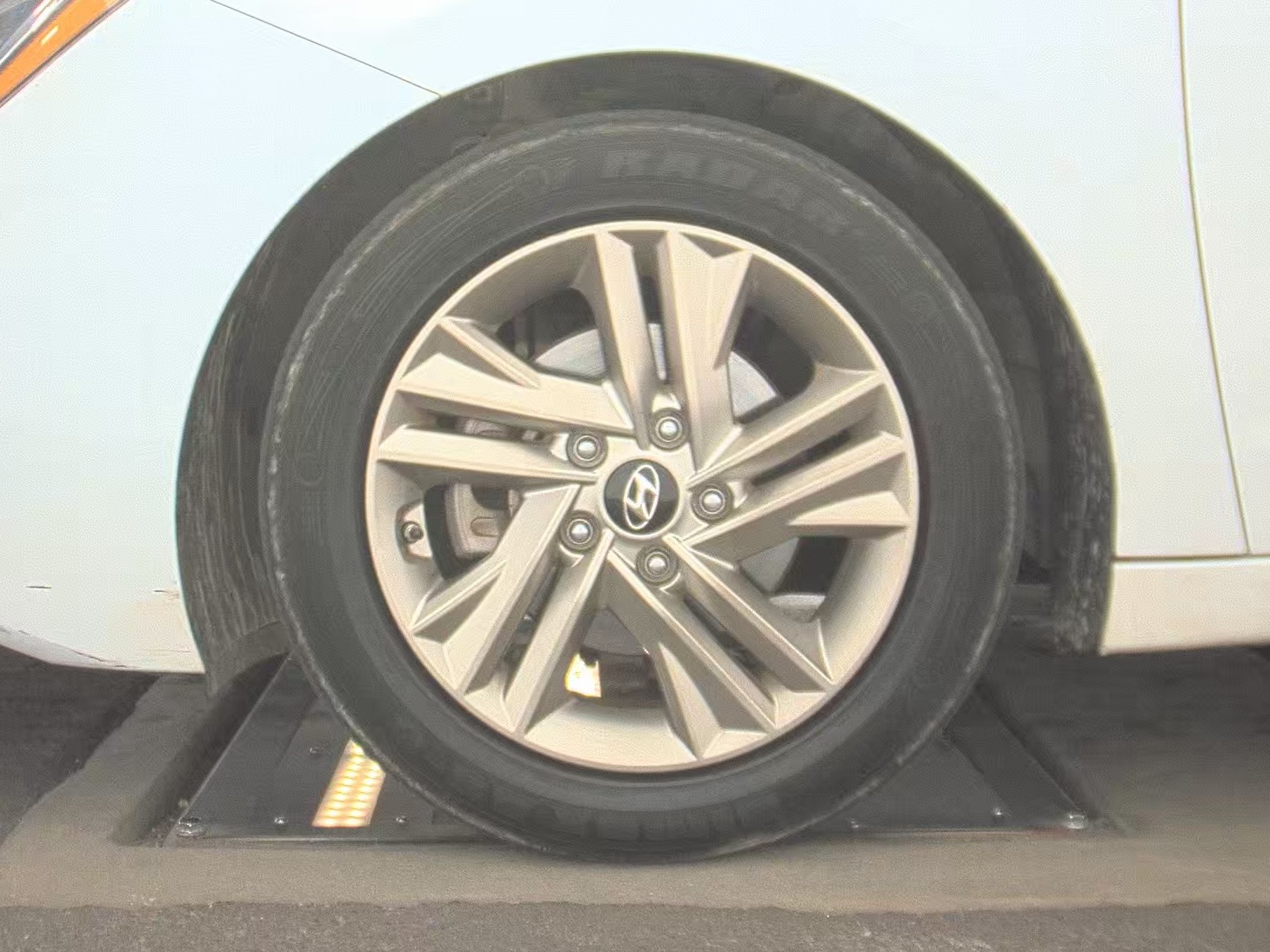 2019 Hyundai Elantra SEL FWD