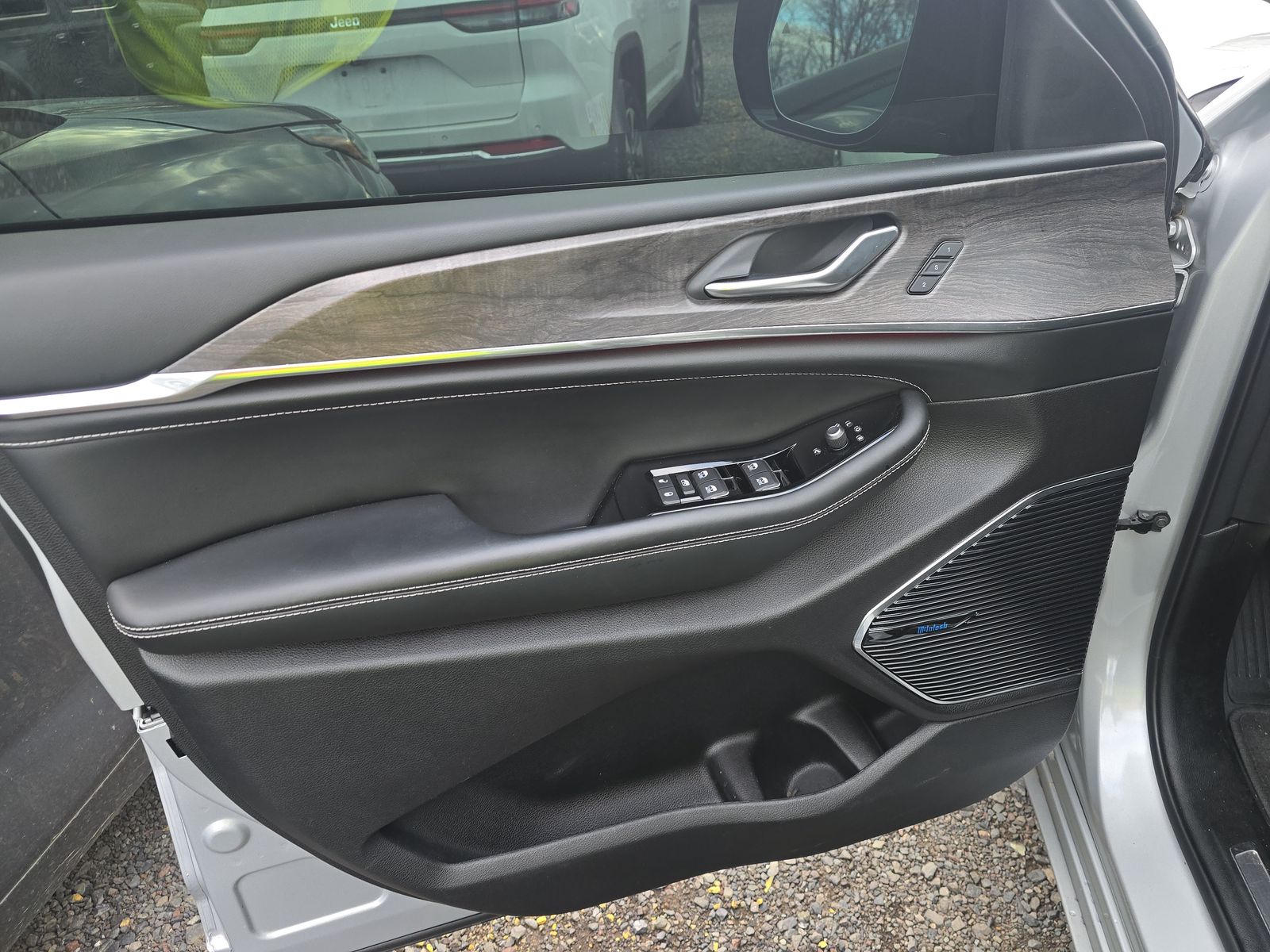 2024 Jeep Grand Cherokee 4xe Overland AWD