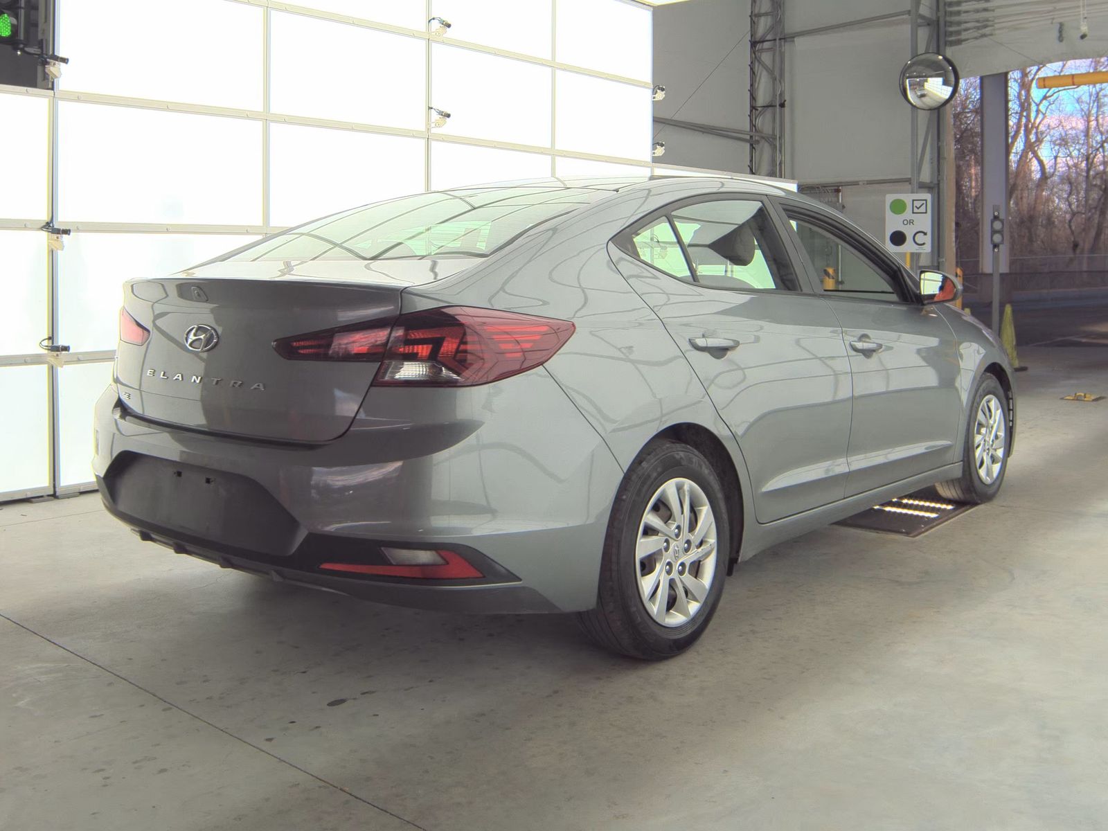 2019 Hyundai Elantra SE FWD