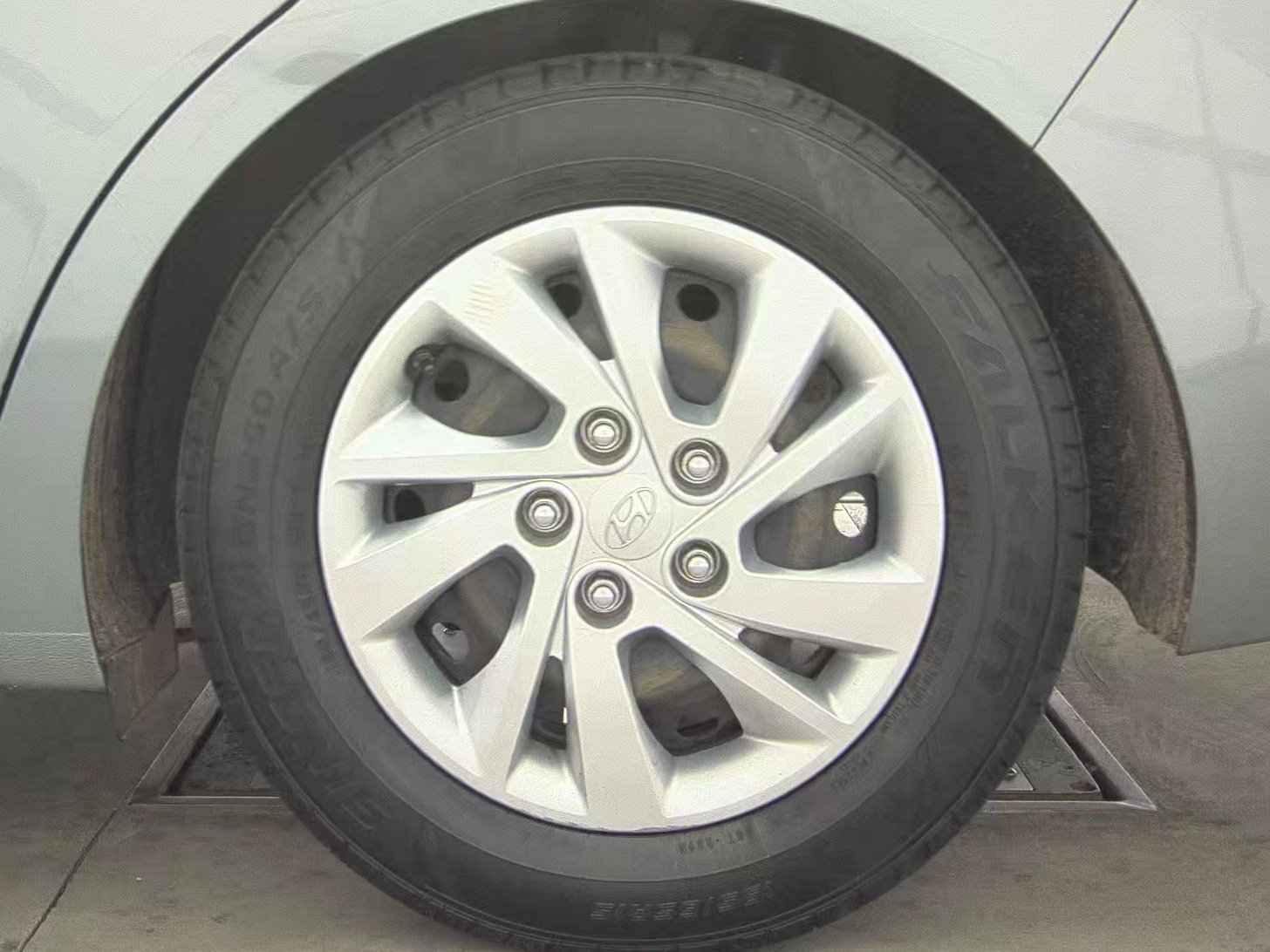 2019 Hyundai Elantra SE FWD