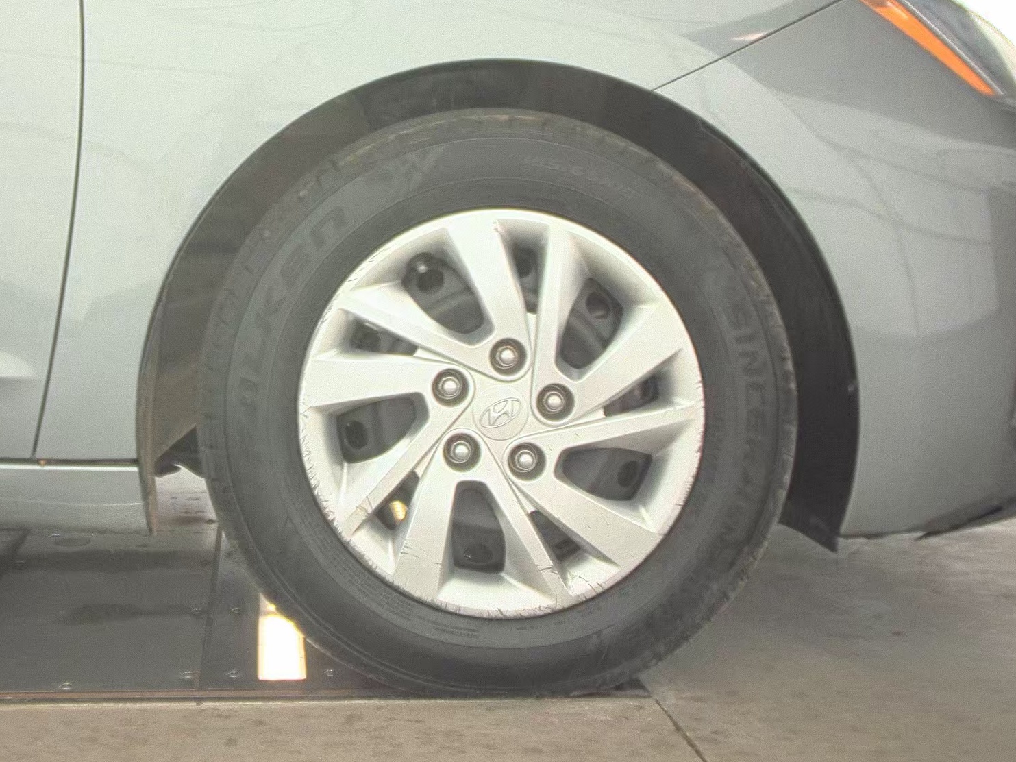 2019 Hyundai Elantra SE FWD