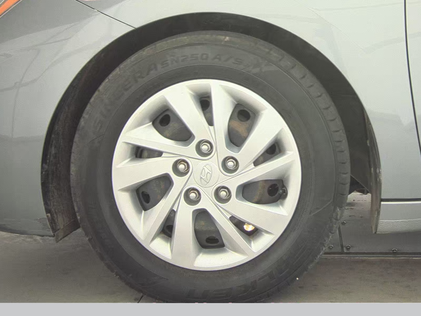 2019 Hyundai Elantra SE FWD