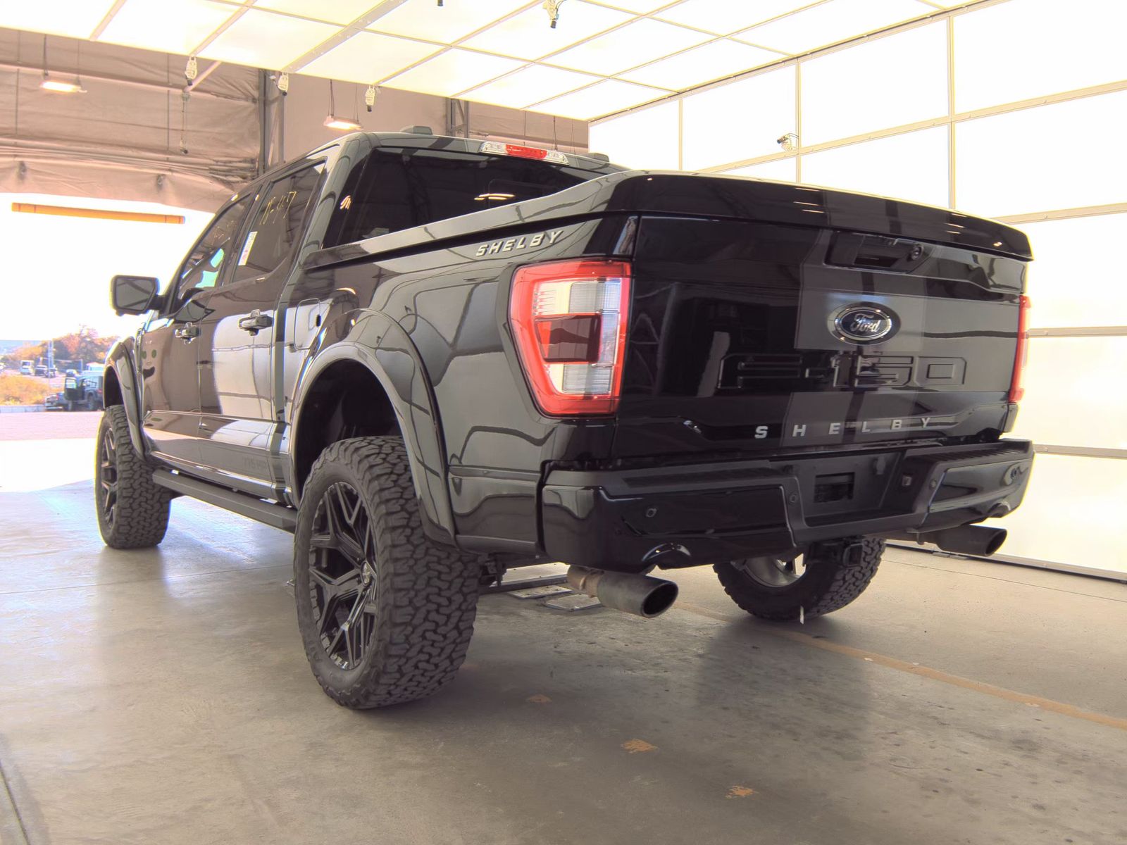 2023 Ford F-150 Lariat AWD