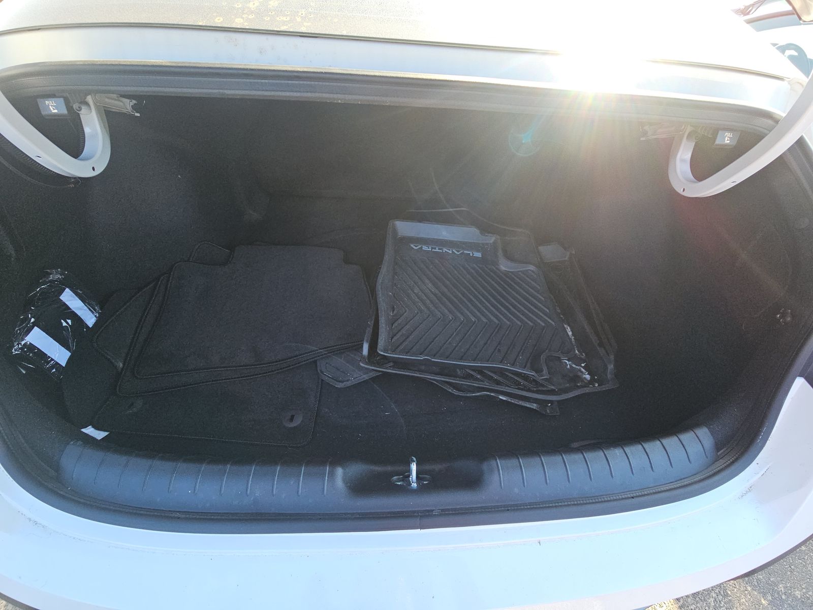 2024 Hyundai Elantra SEL FWD