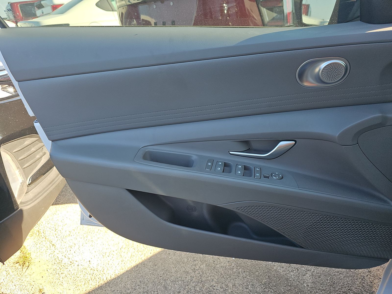 2024 Hyundai Elantra SEL FWD