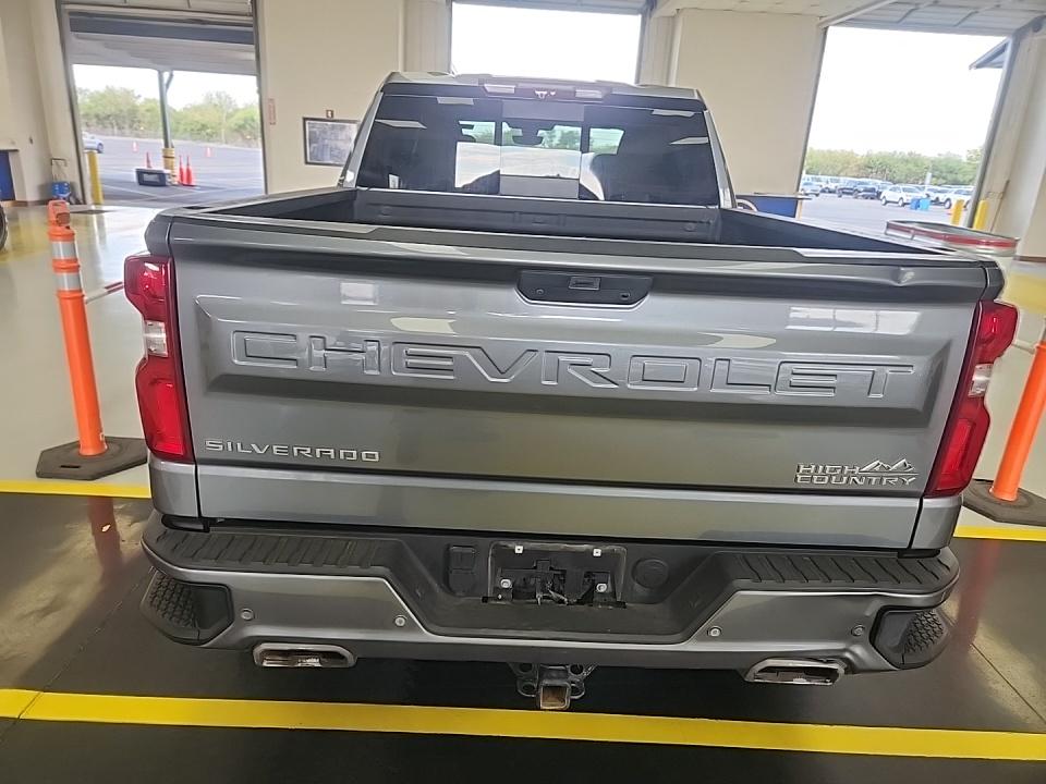 2022 Chevrolet Silverado 1500 High Country AWD