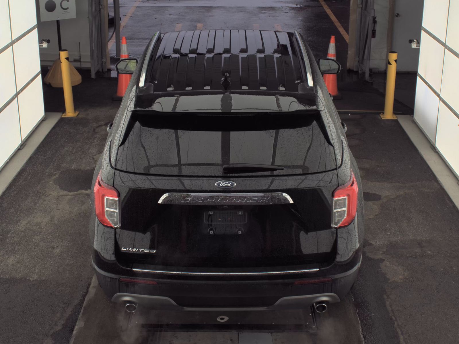 2023 Ford Explorer Limited RWD