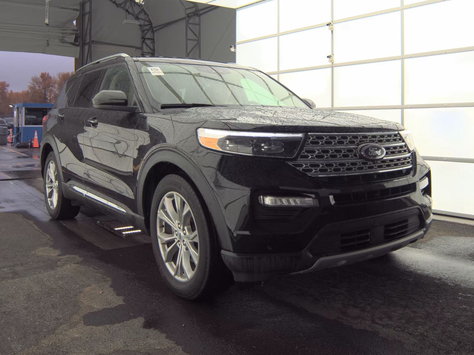 2023 Ford Explorer Limited RWD