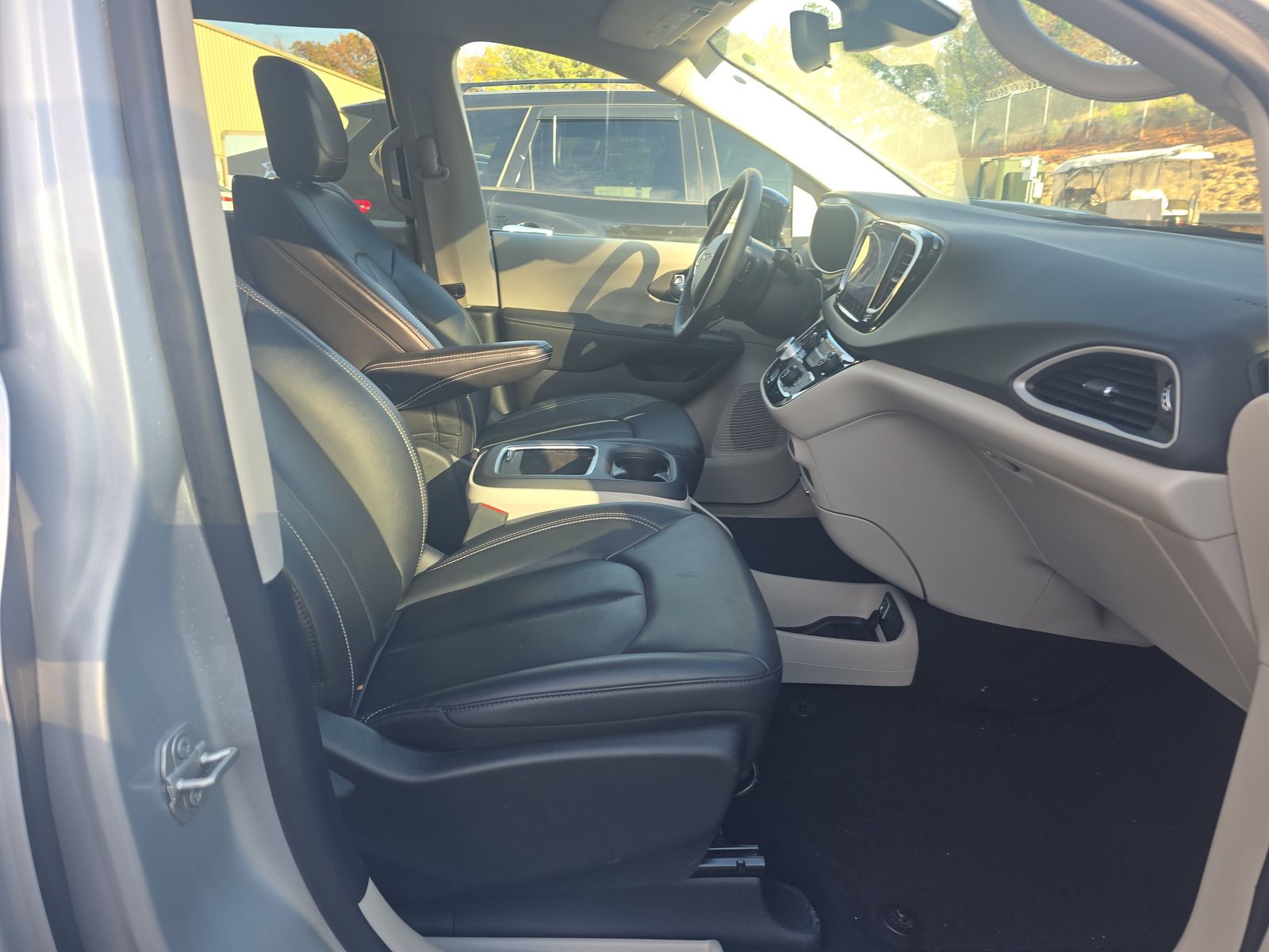 2024 Chrysler Pacifica Touring L FWD