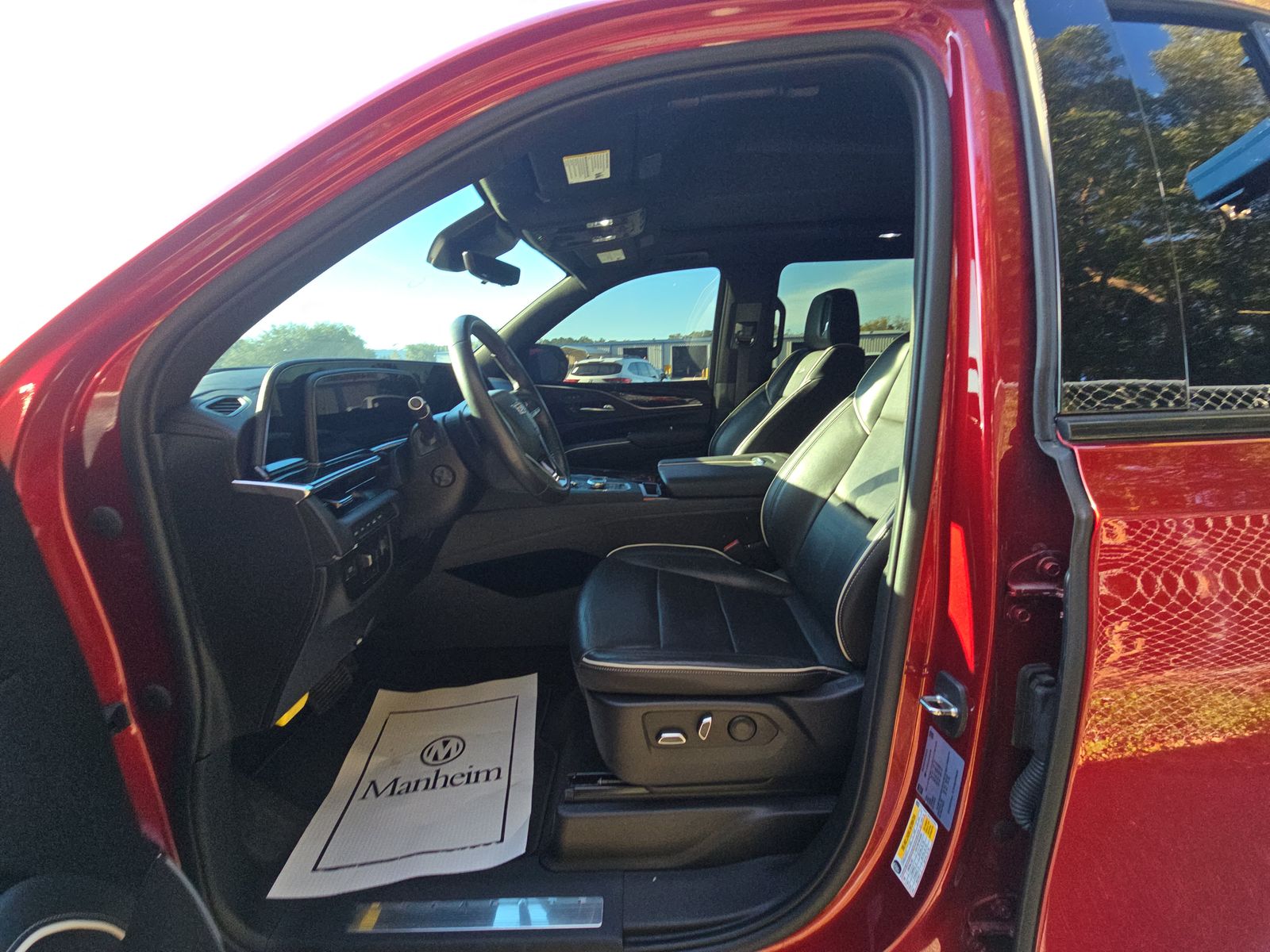 2022 Cadillac Escalade ESV Sport AWD