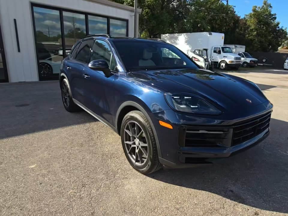 2024 Porsche Cayenne Base AWD