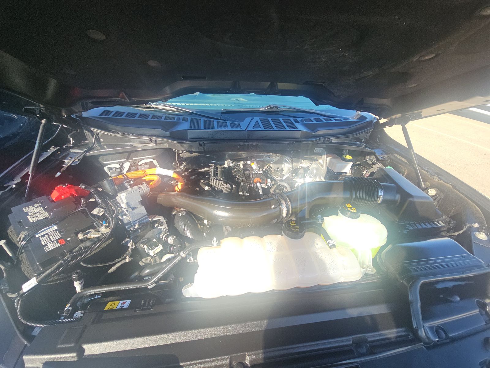 2024 Ford F-150 Hybrid XLT AWD