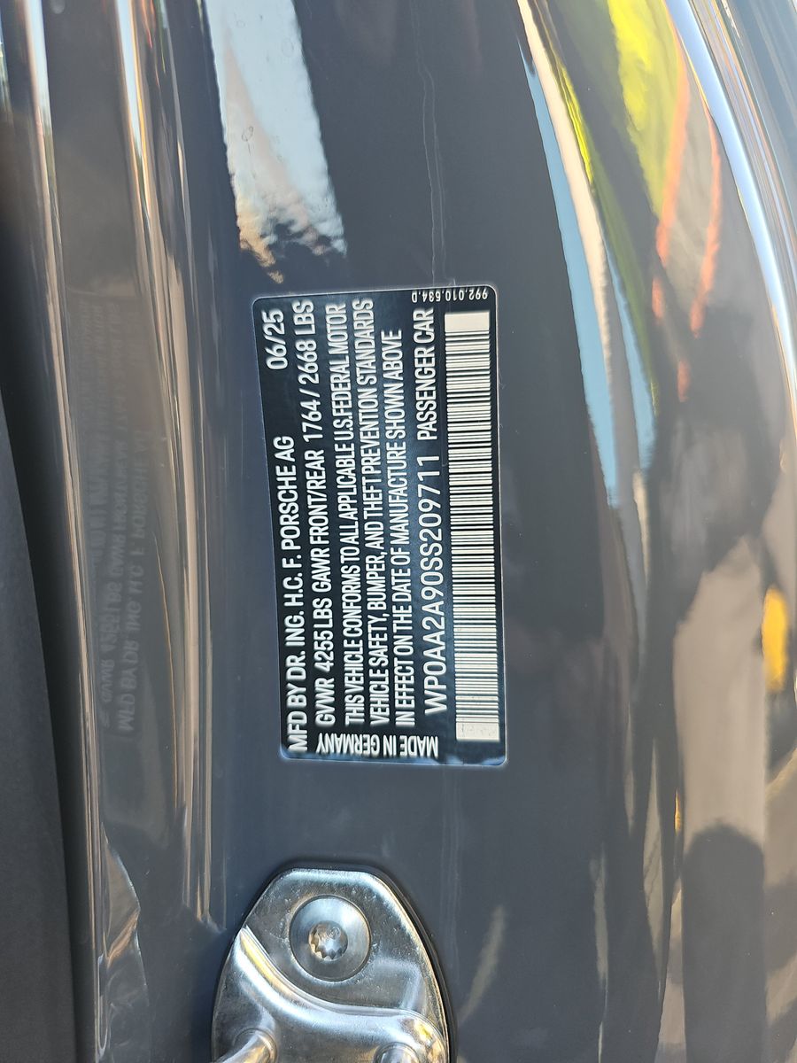 2025 Porsche 911 Carrera T RWD