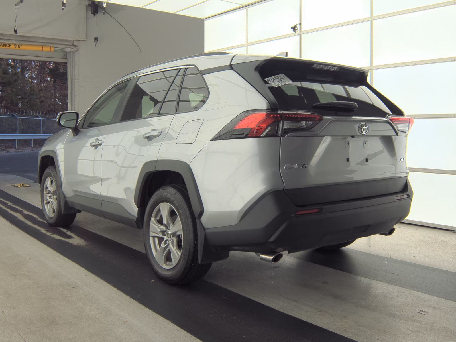 2024 Toyota RAV4 XLE FWD