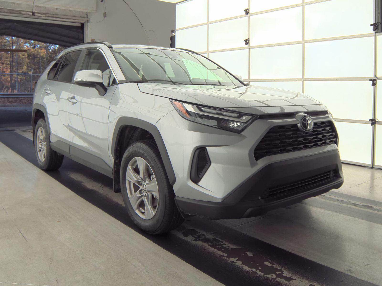 2024 Toyota RAV4 XLE FWD