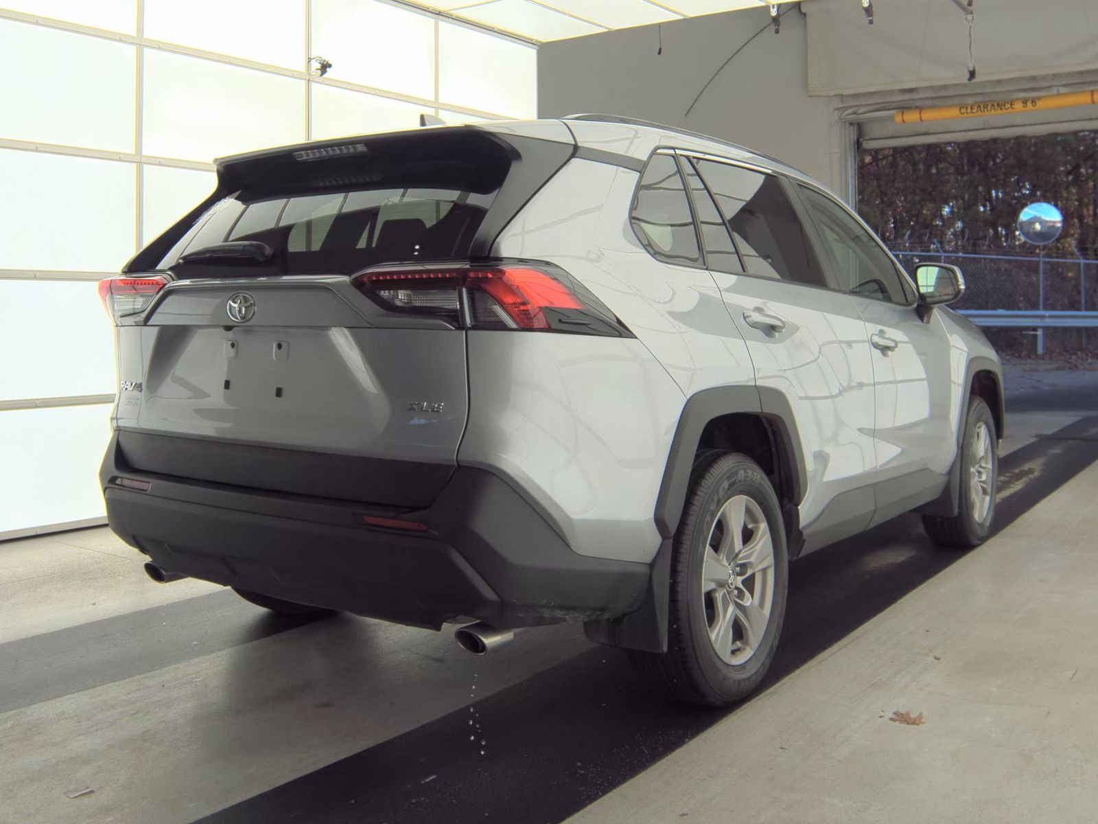 2024 Toyota RAV4 XLE FWD