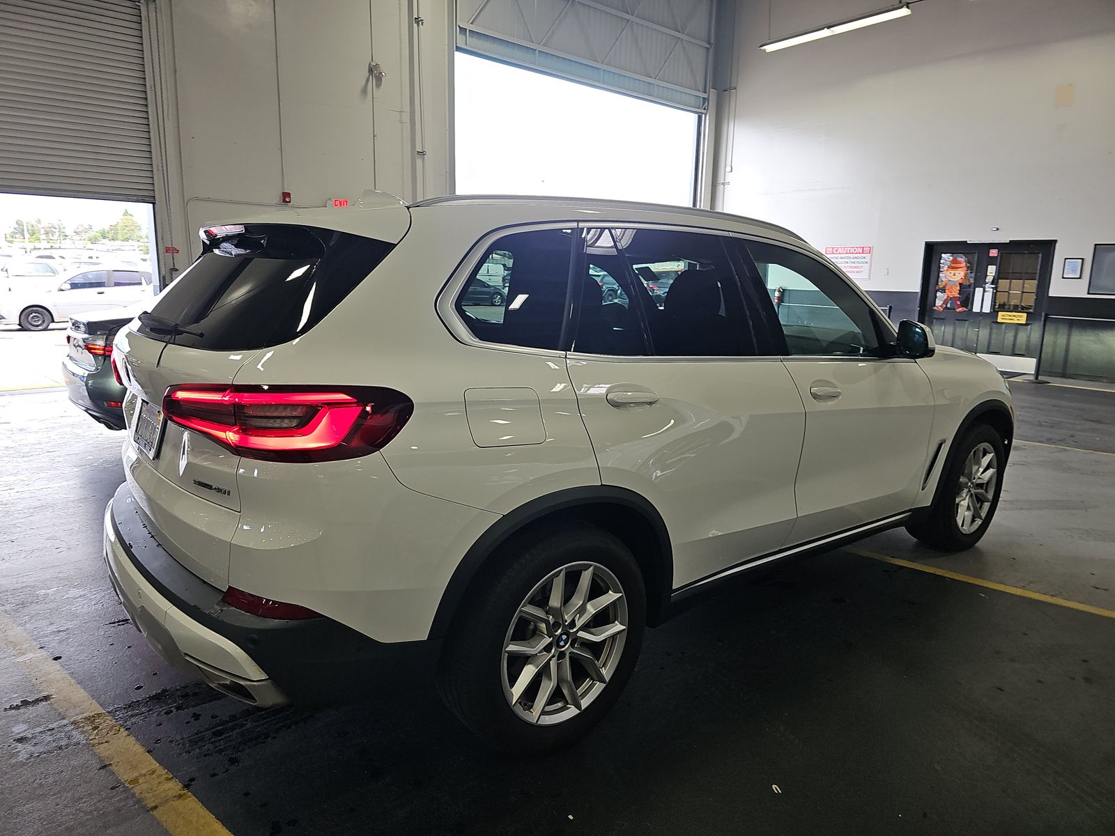 2023 BMW X5 sDrive40i RWD