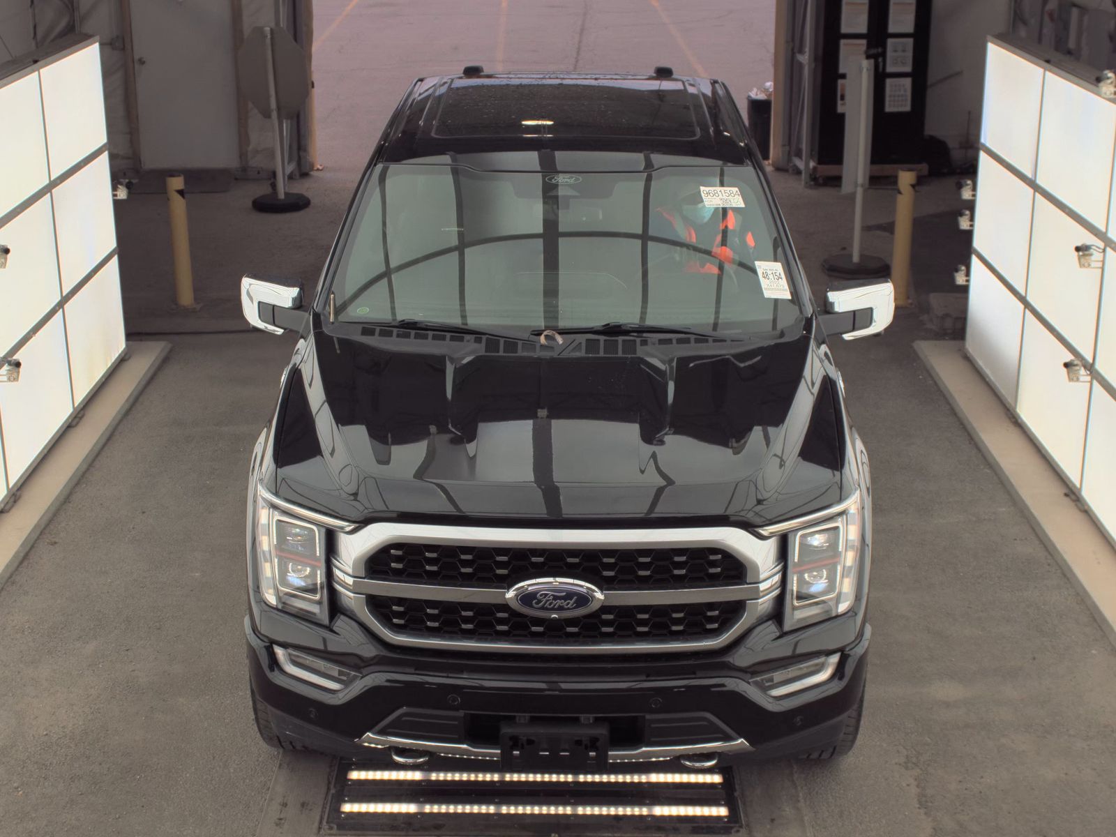 2022 Ford F-150 Platinum AWD