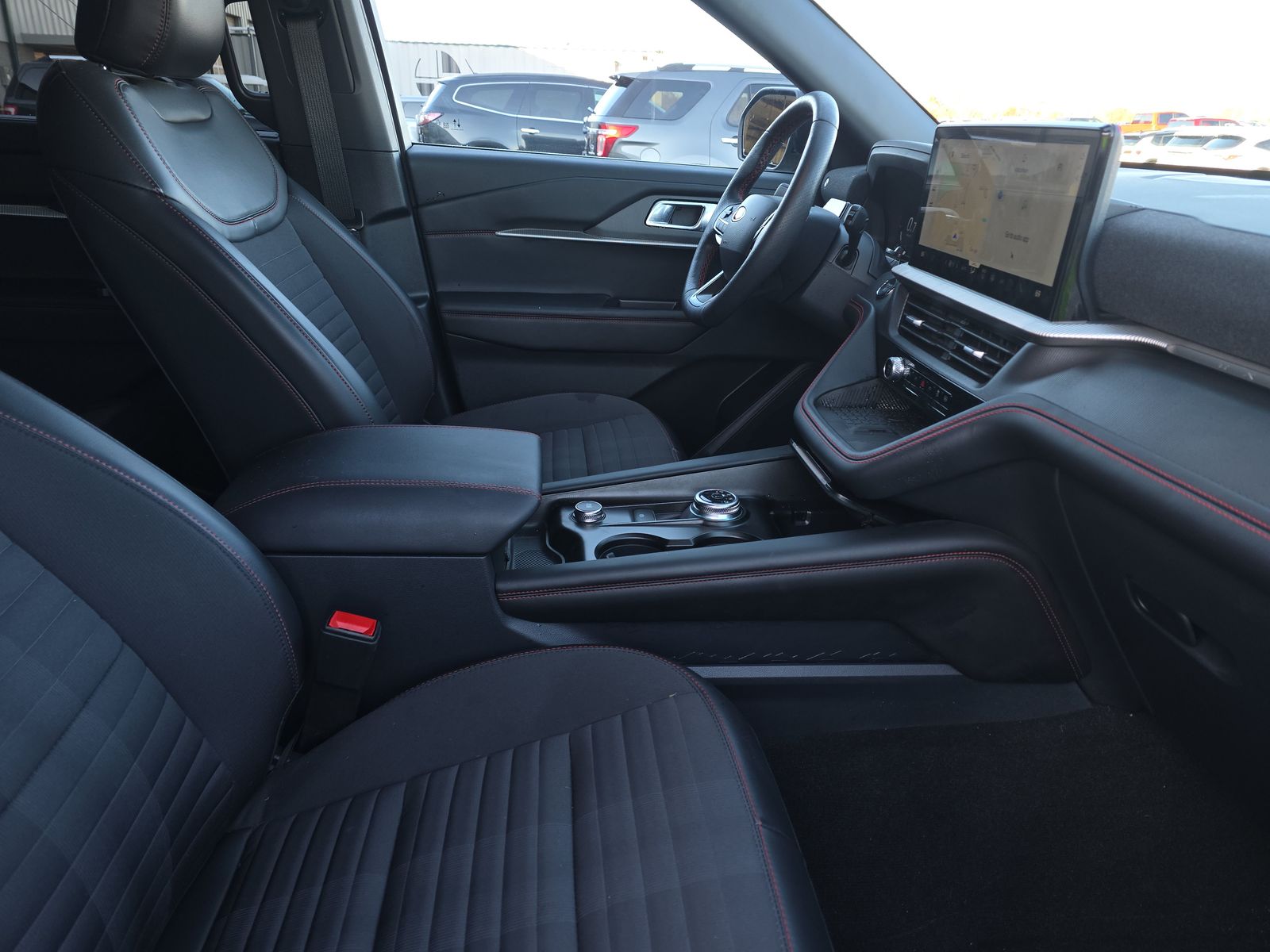 2025 Ford Explorer ST-Line AWD