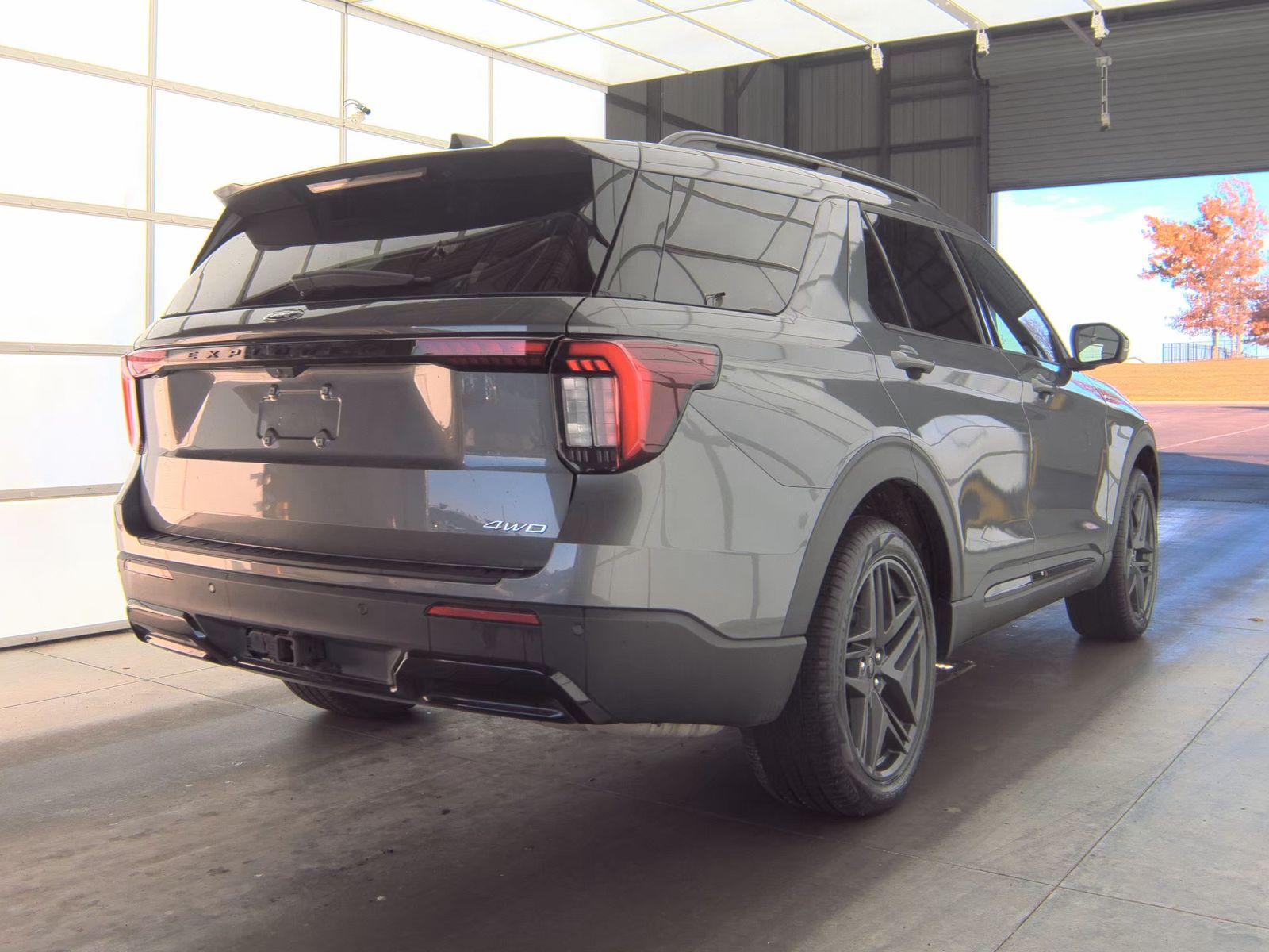 2025 Ford Explorer ST-Line AWD