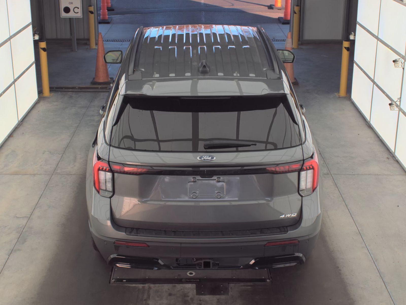 2025 Ford Explorer ST-Line AWD