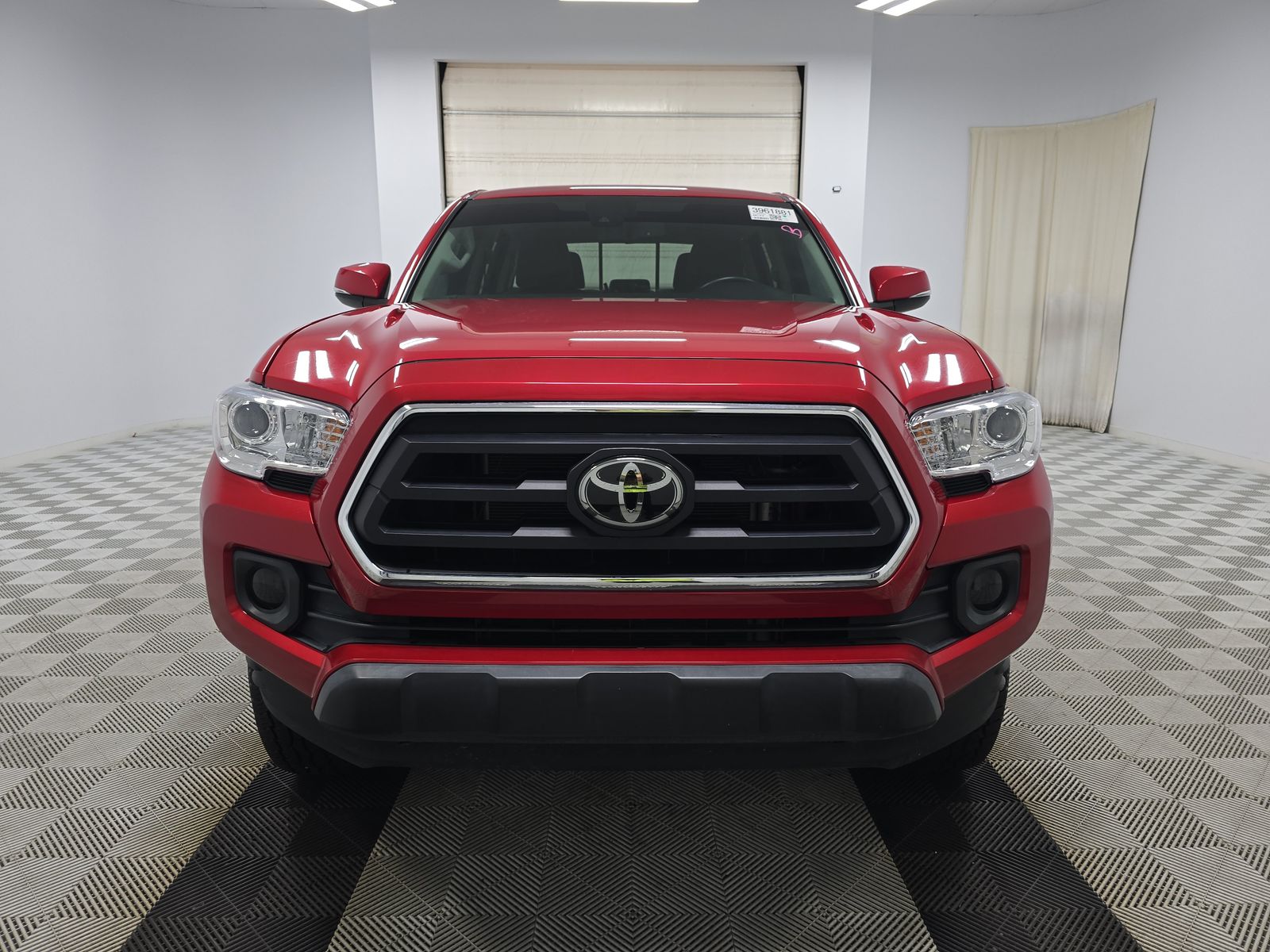2022 Toyota Tacoma SR5 RWD