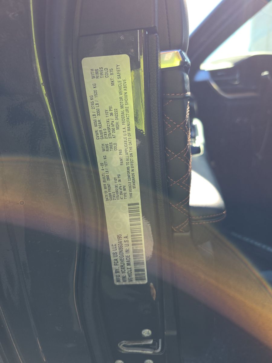 2022 Jeep Grand Cherokee Summit Reserve AWD