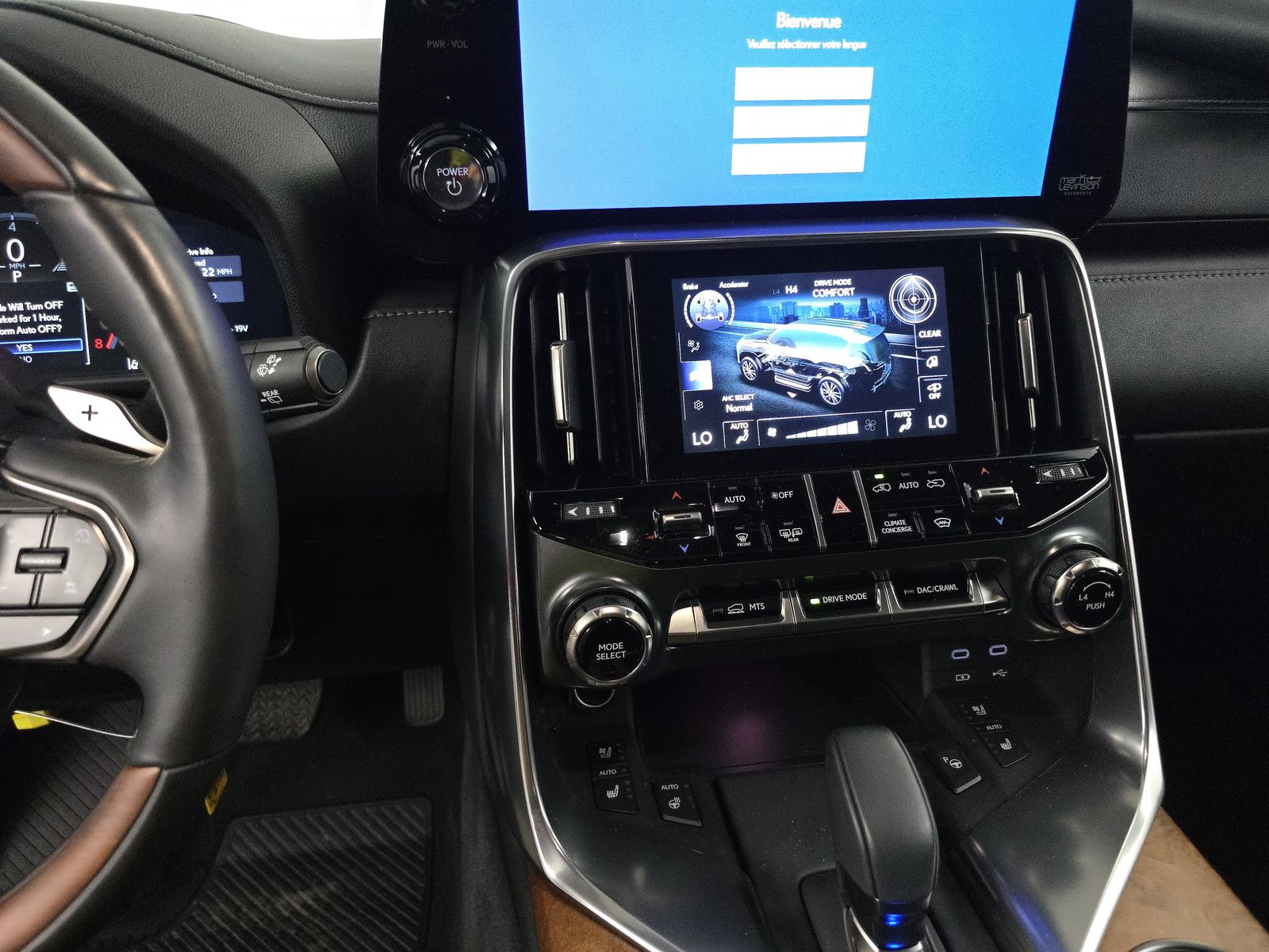 2025 Lexus LX LX 700h Luxury AWD