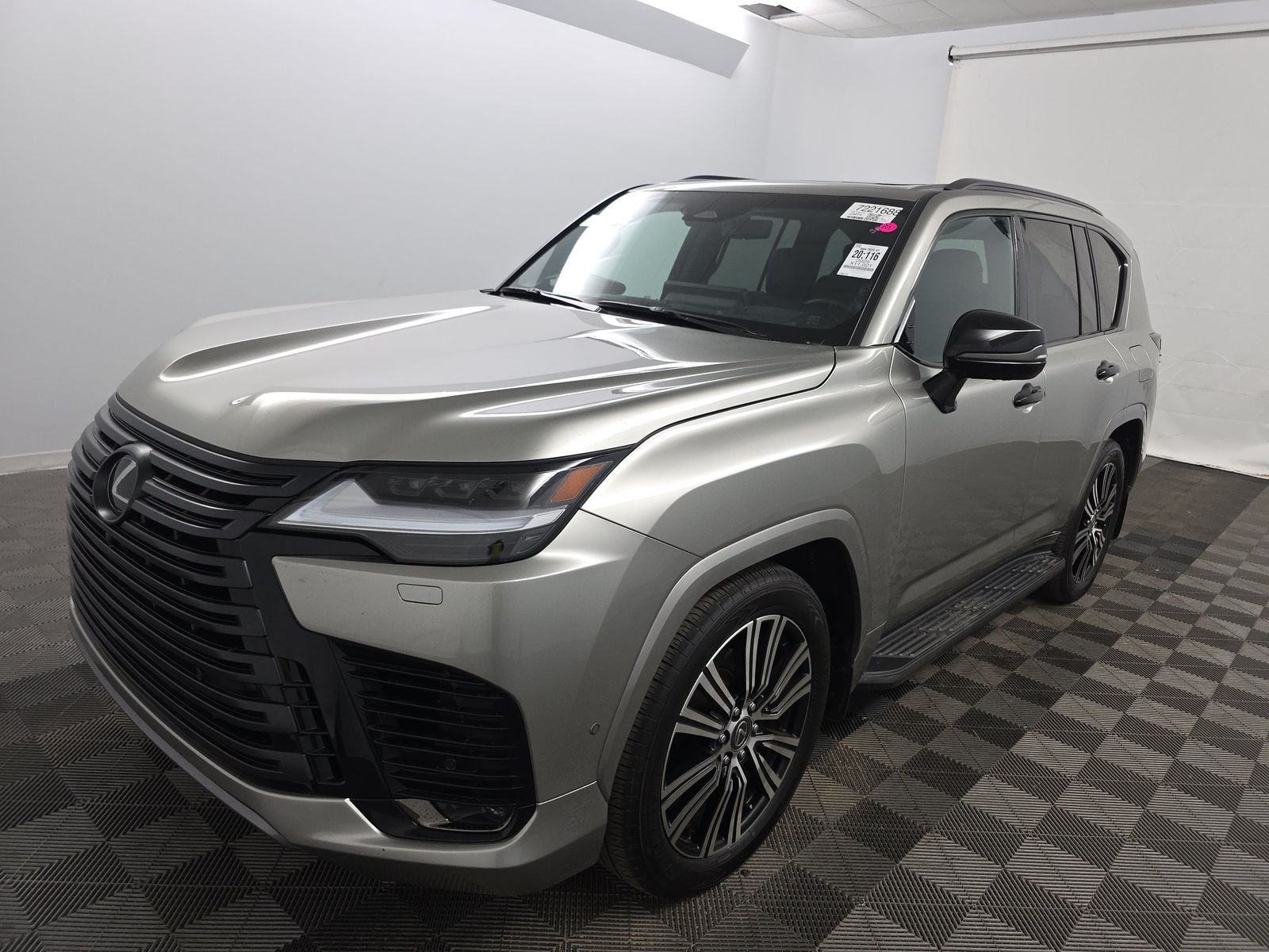 2025 Lexus LX LX 700h Luxury AWD