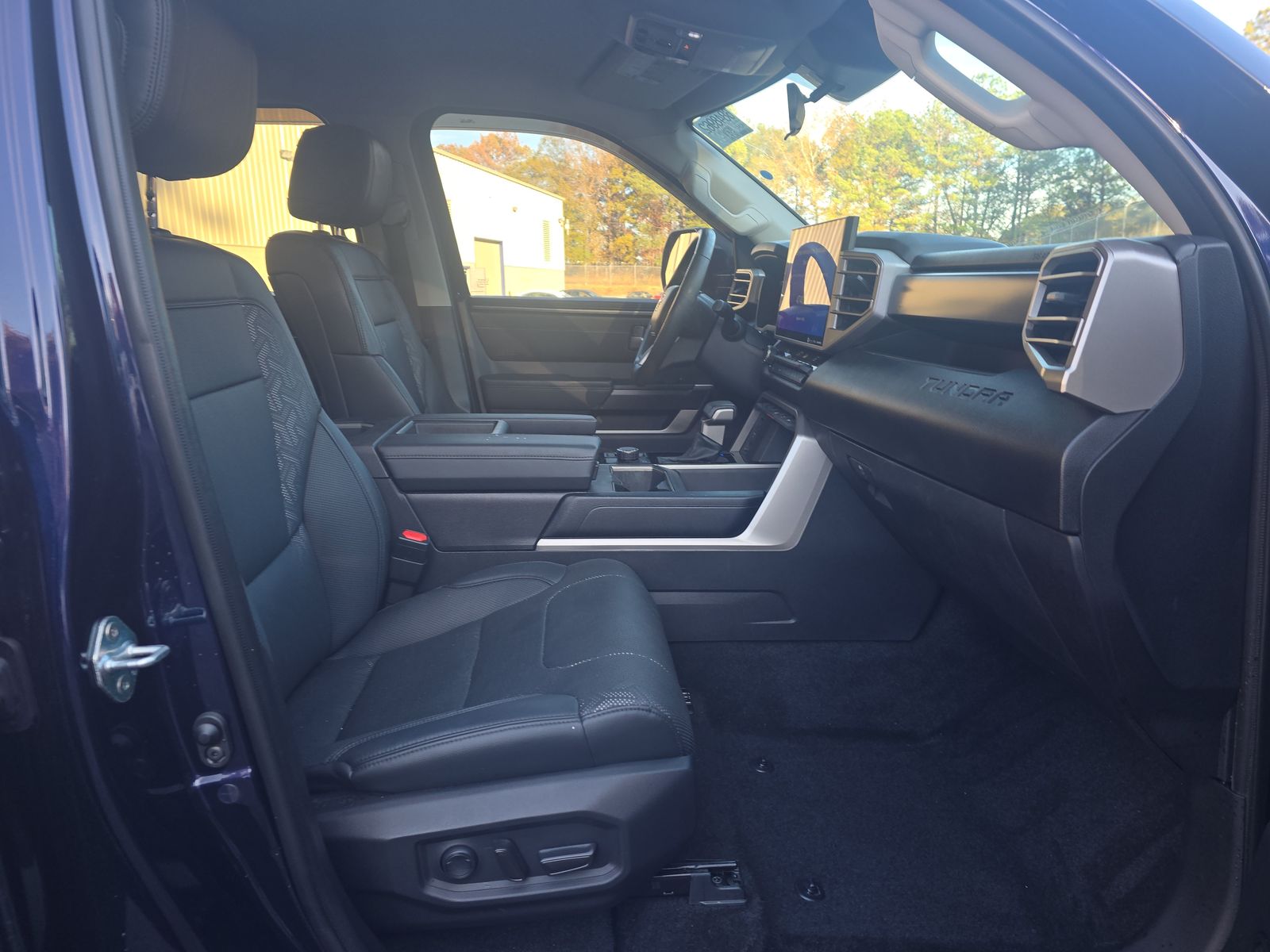 2023 Toyota Tundra SR5 AWD