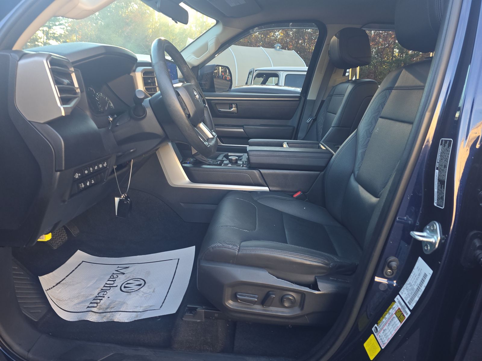 2023 Toyota Tundra SR5 AWD