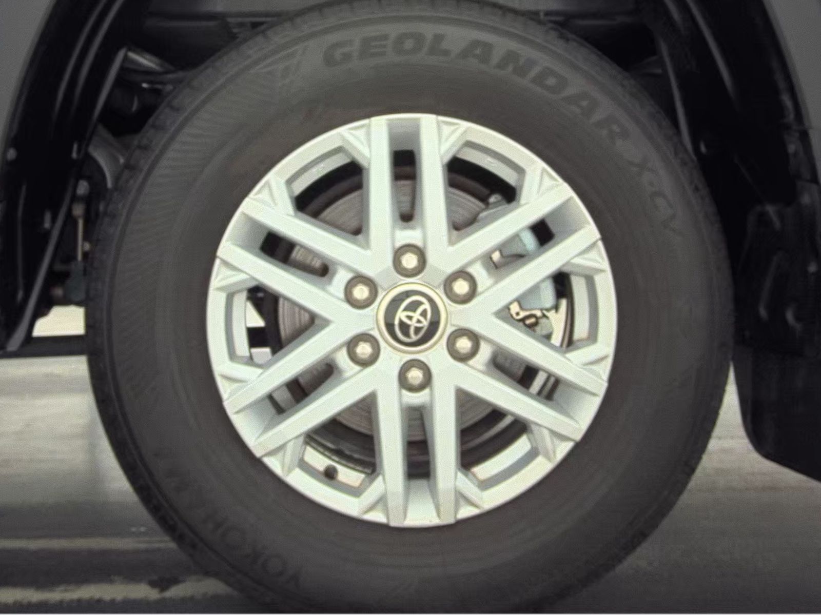 2023 Toyota Tundra SR5 AWD