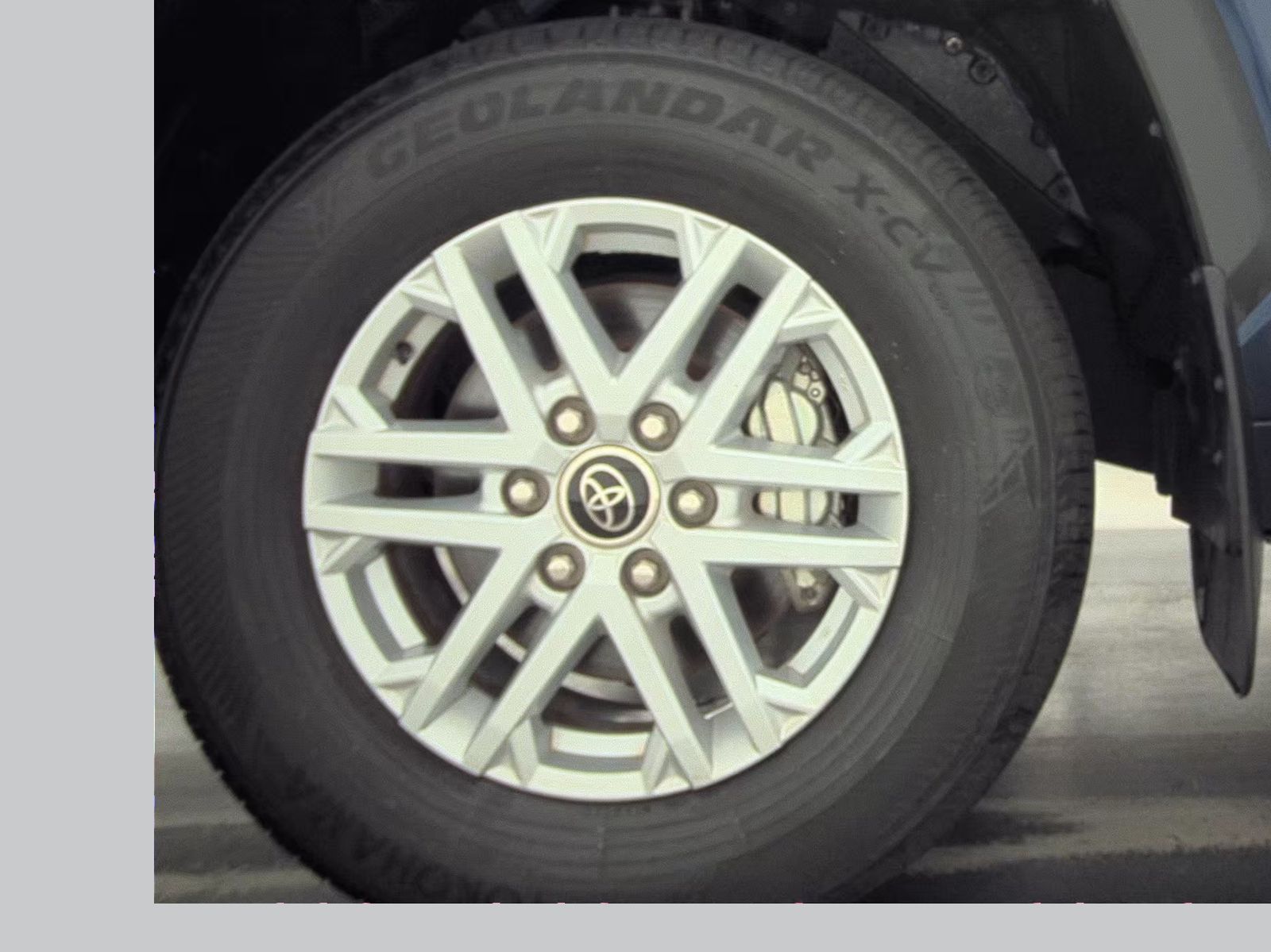 2023 Toyota Tundra SR5 AWD